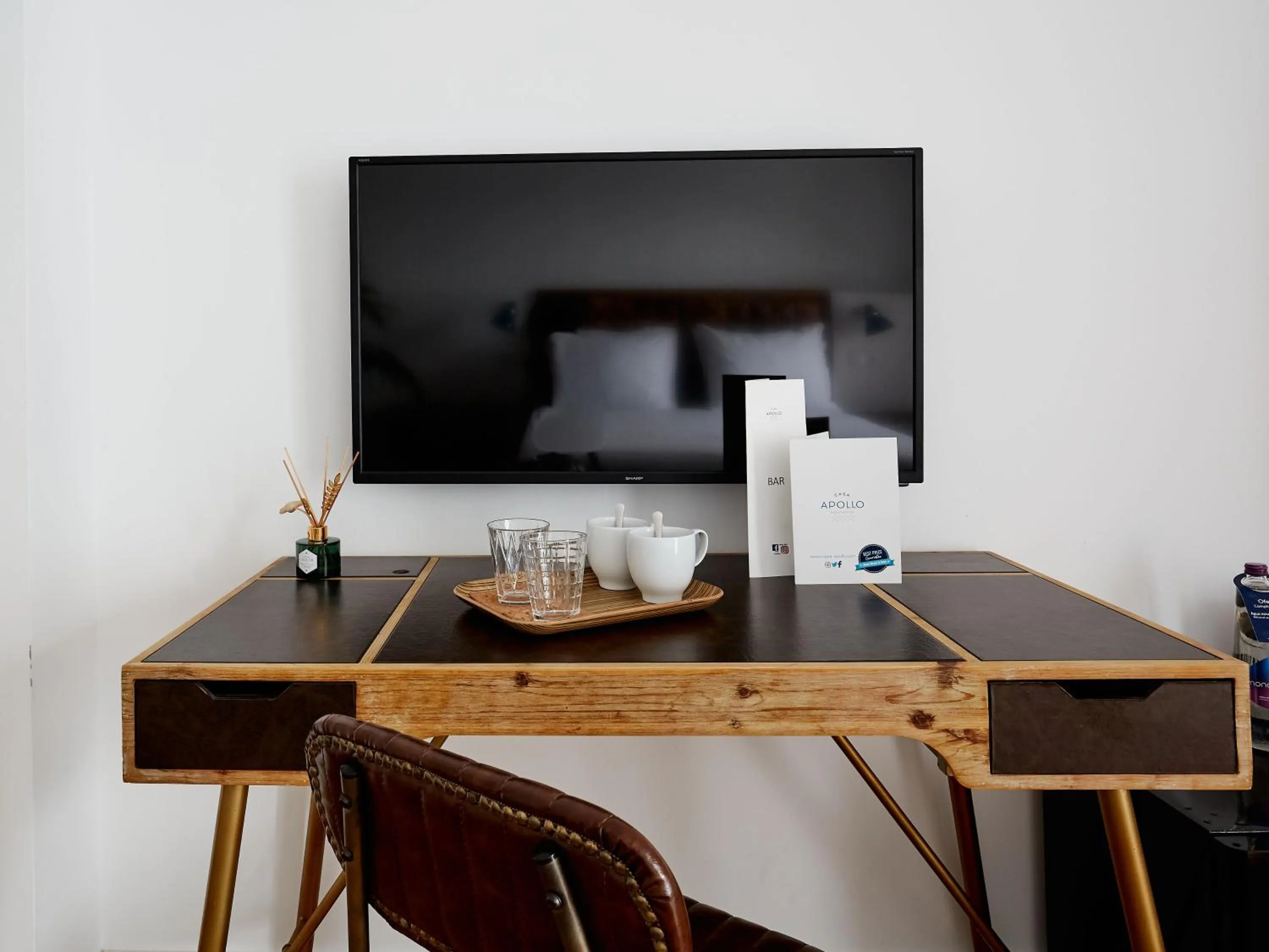 TV and multimedia in Casa Apollo Guesthouse