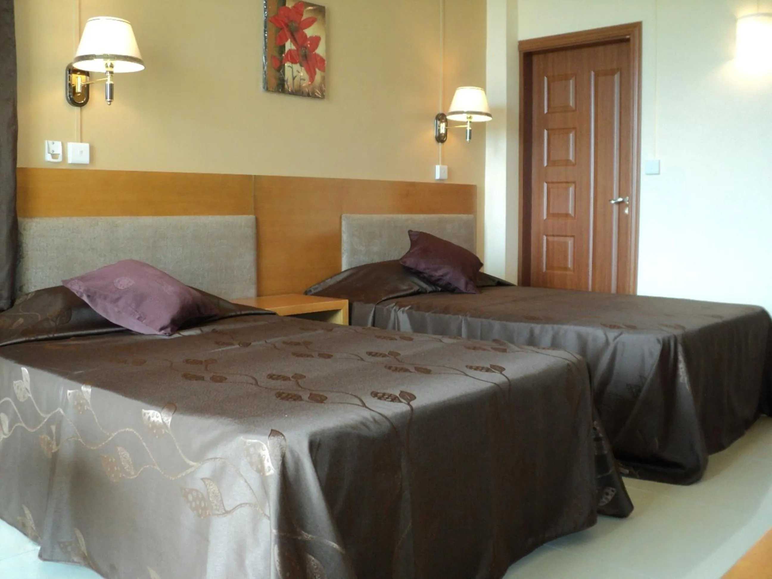 Photo of the whole room, Bed in Monalysa St Honore Apartment & Studios Grand Bay