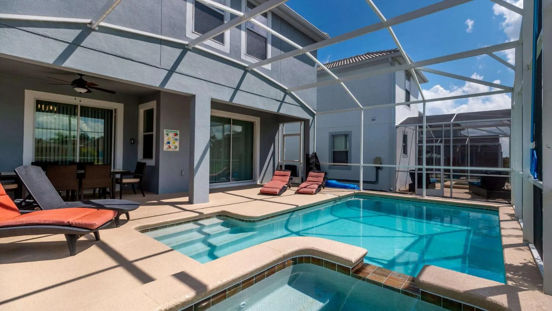 Swimming pool in Champions Retreat