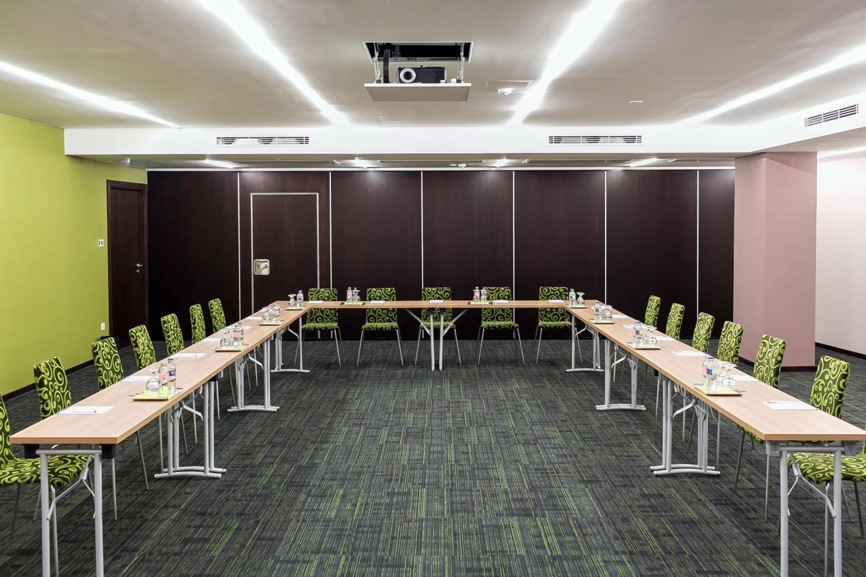 Business facilities in Art Hotel Szeged