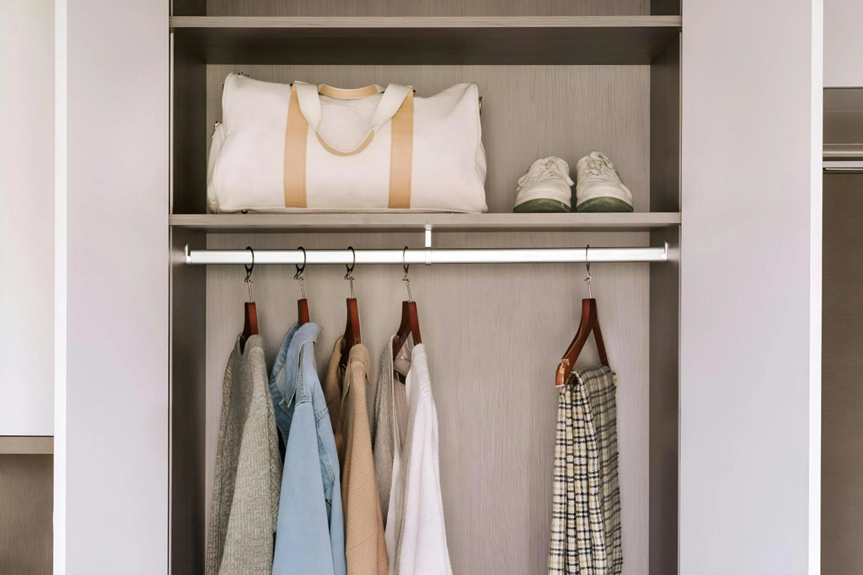 Bedroom in Atala Hotel Champs Elysées, Sonder by Marriott Bonvoy