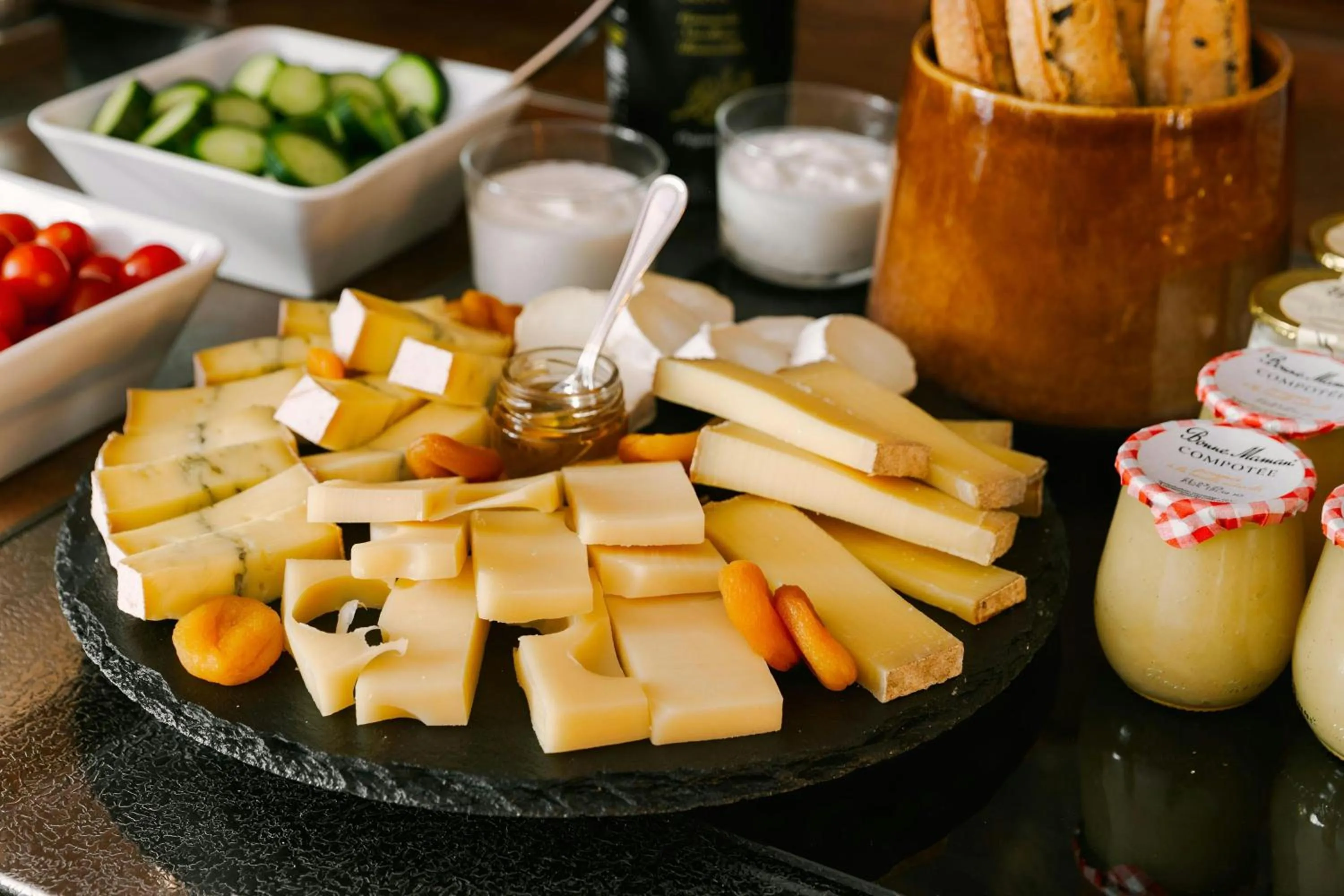 Breakfast in Atala Hotel Champs Elysées, Sonder by Marriott Bonvoy