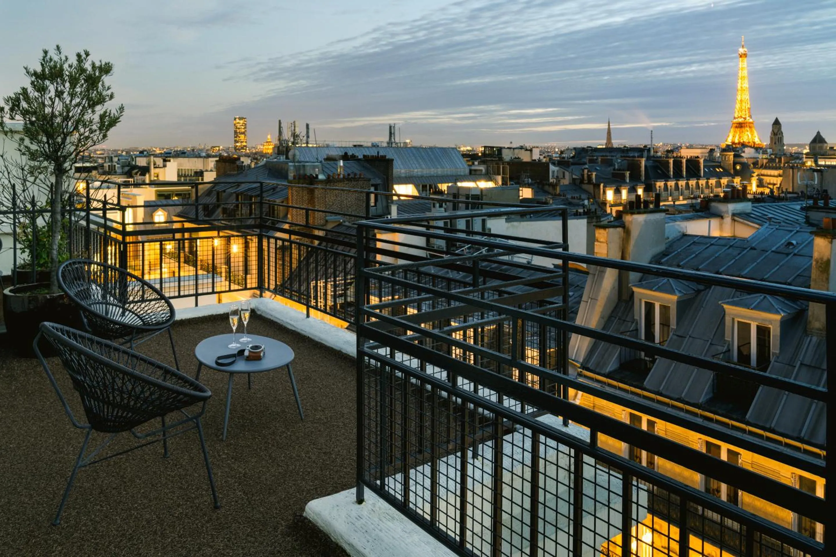 View (from property/room) in Hôtel Atala Champs Elysees