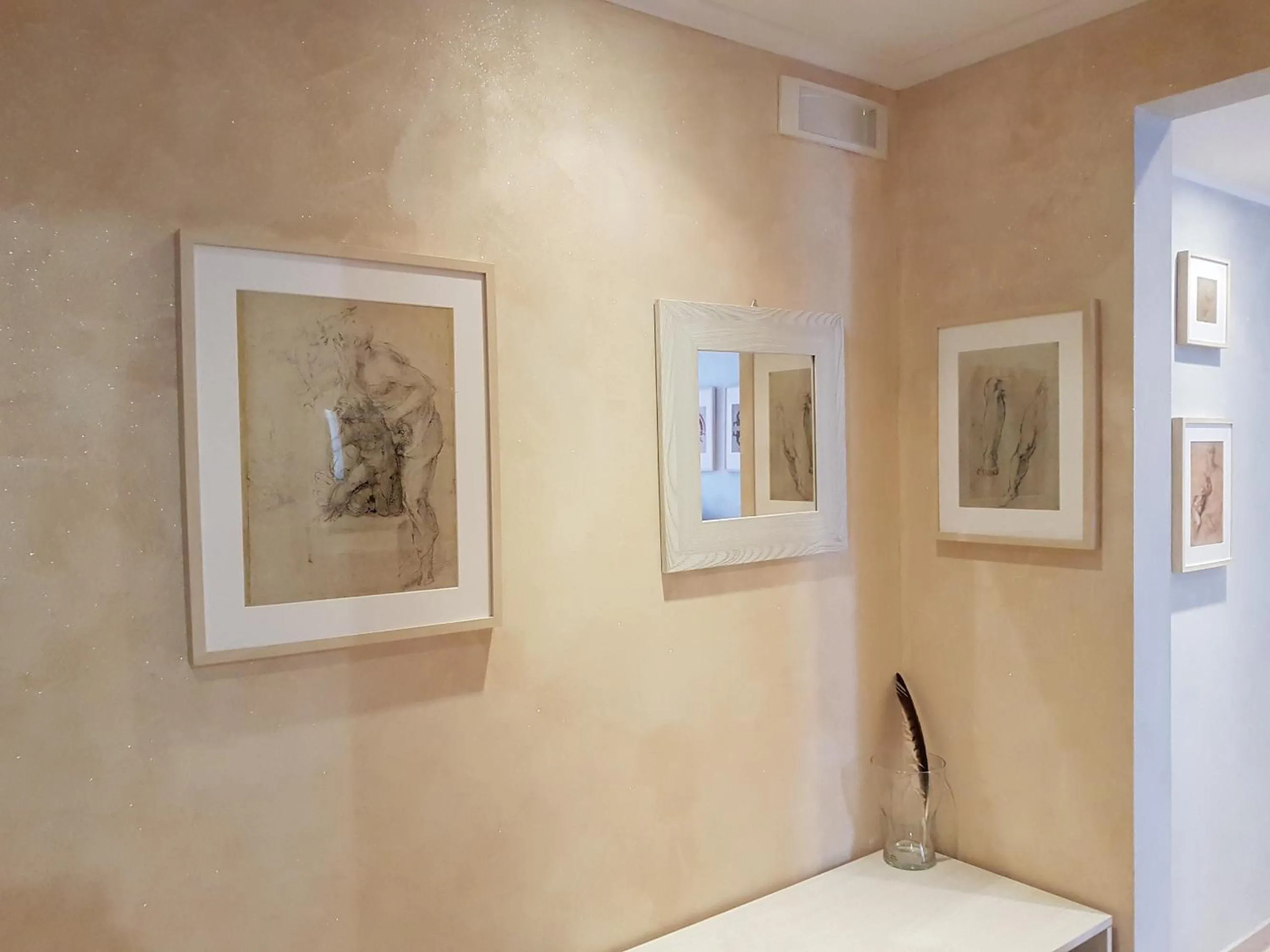 Decorative detail in GALLERY ART - Sea View