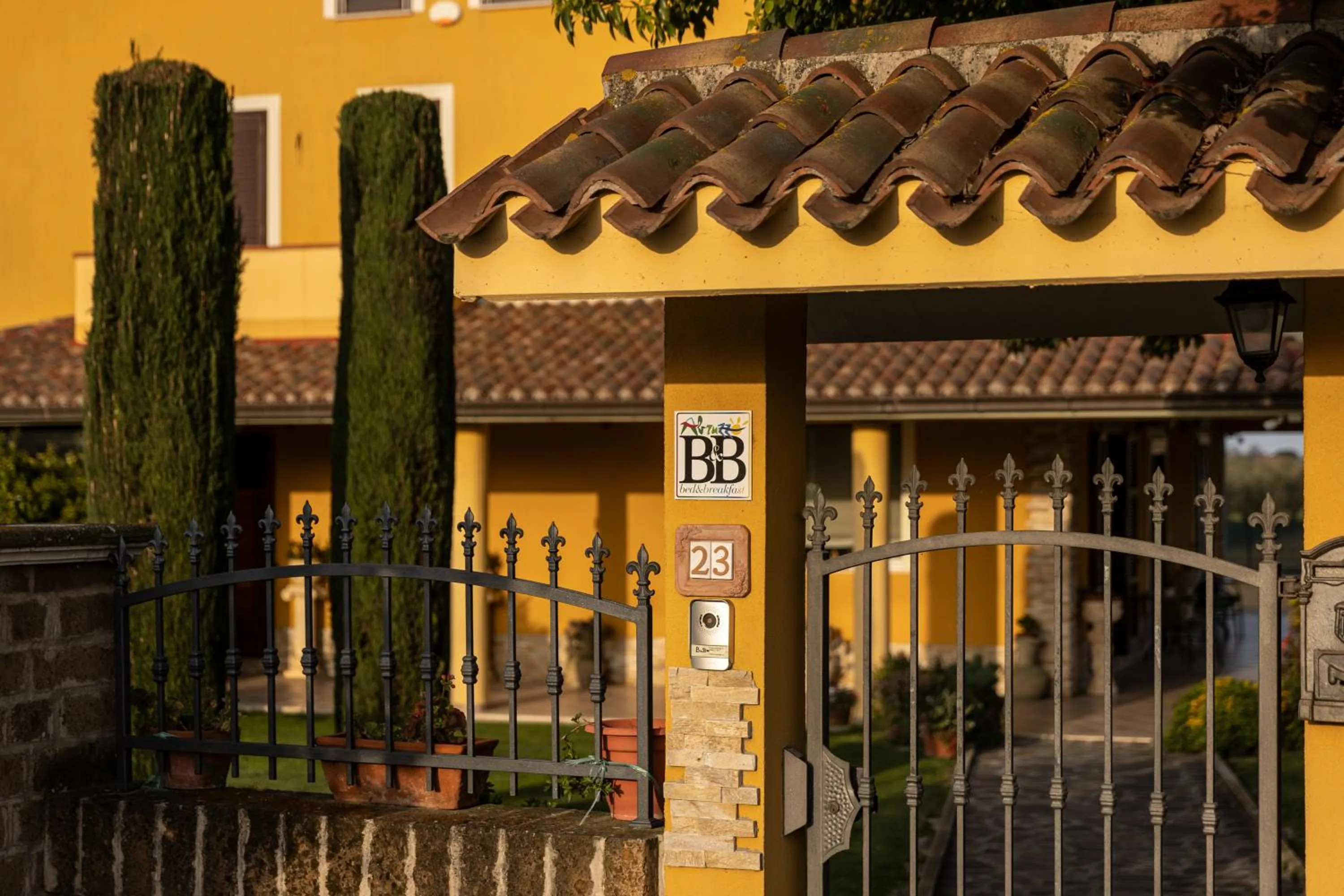 Facade/entrance in B&B La Canfora