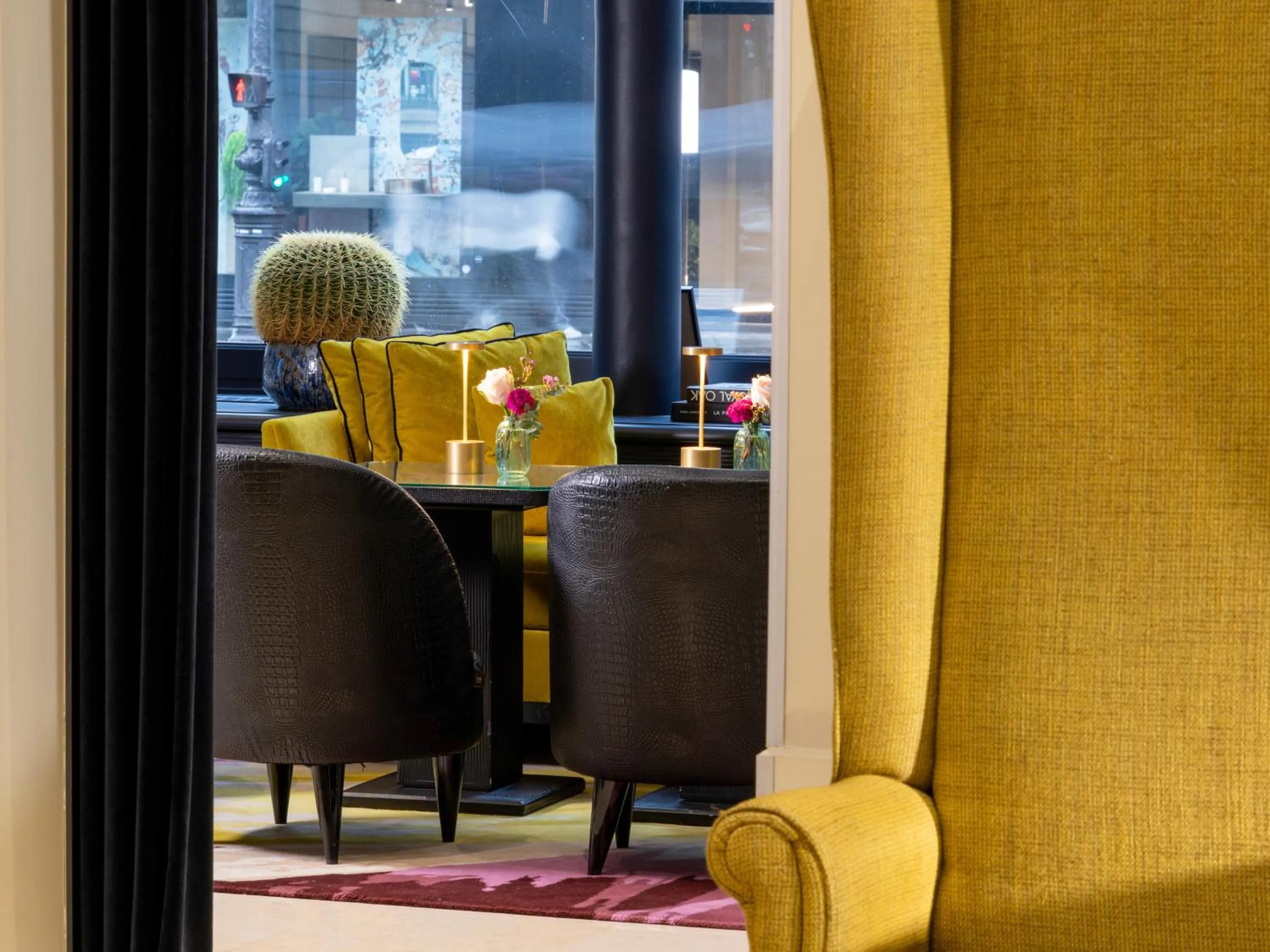 Lounge or bar in Edouard 7 Paris Opéra