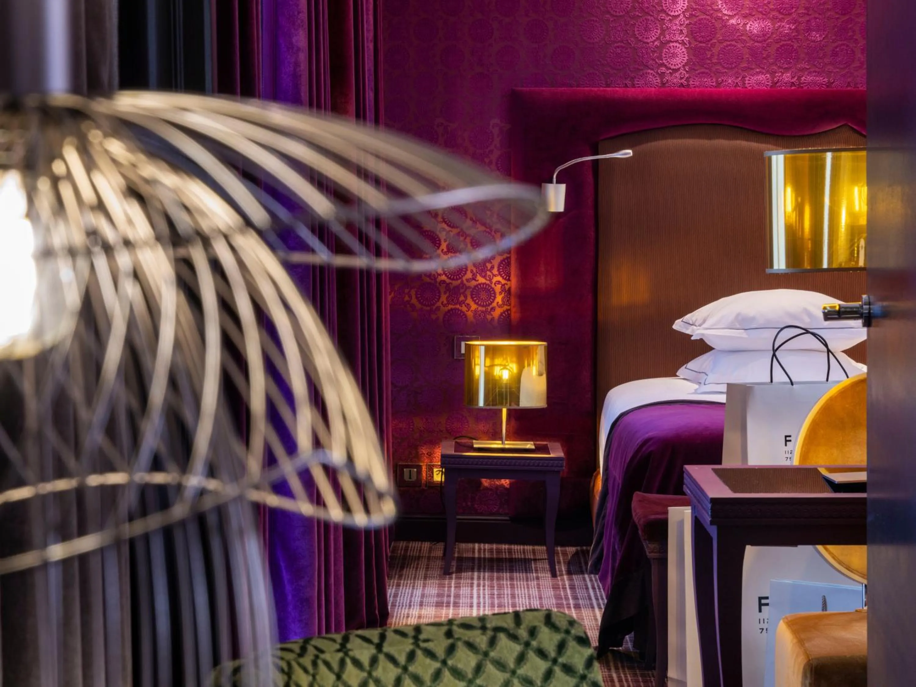 Bedroom, Bed in Edouard 7 Paris Opéra