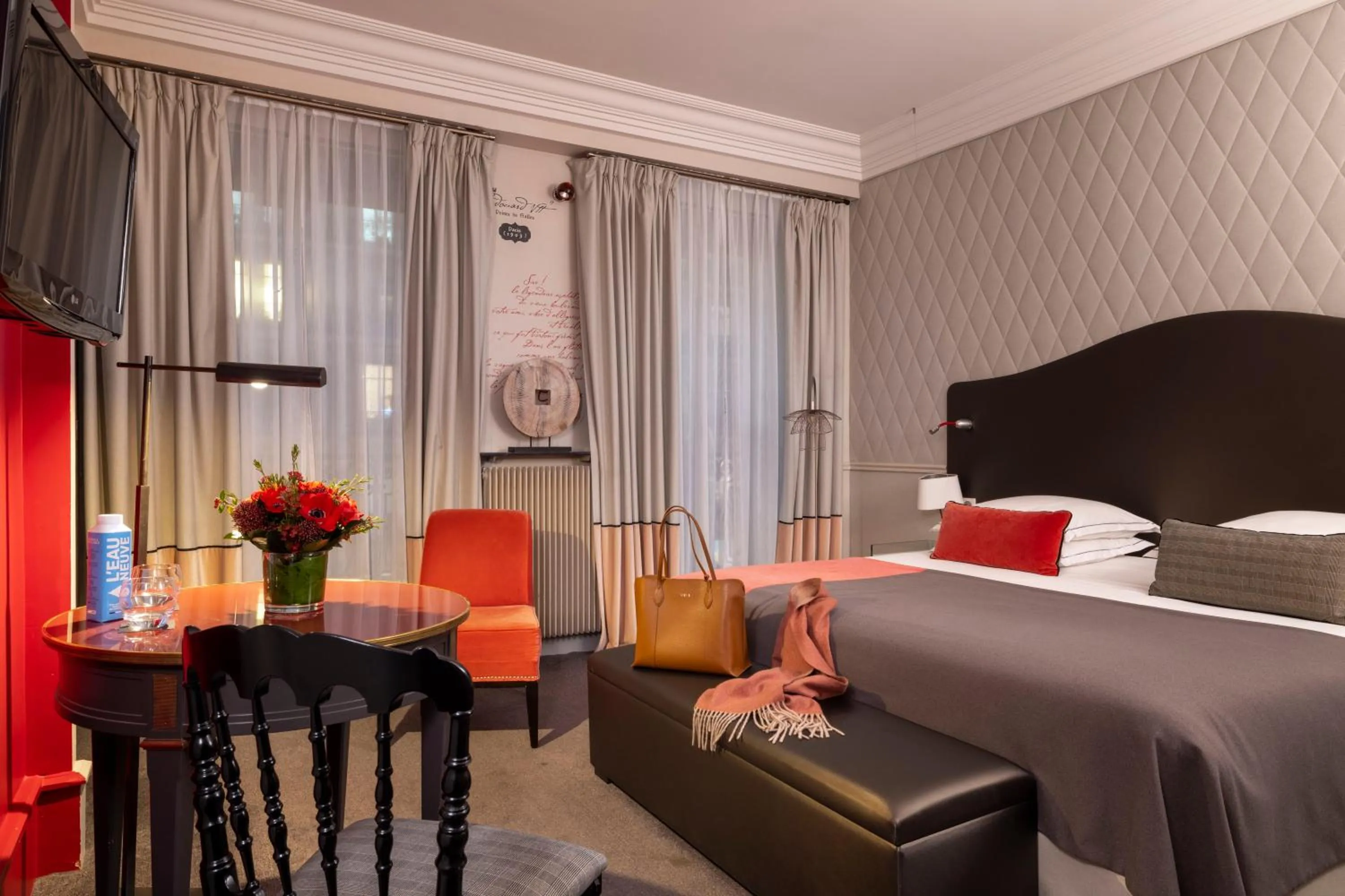 Bedroom, Bed in Edouard 7 Paris Opéra