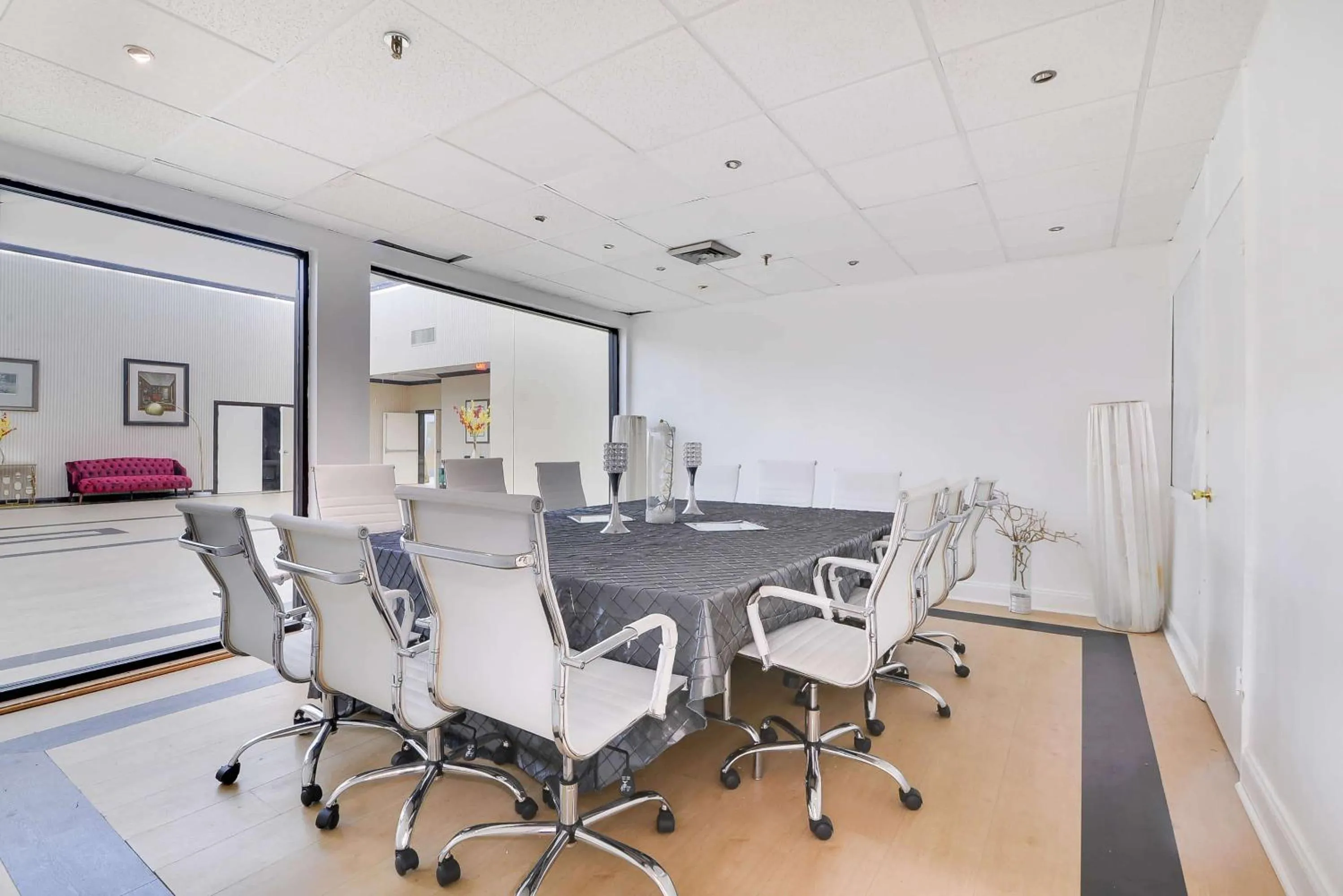 Meeting/conference room in Chateau Mar Golf Resort, Trademark Collection by Wyndham