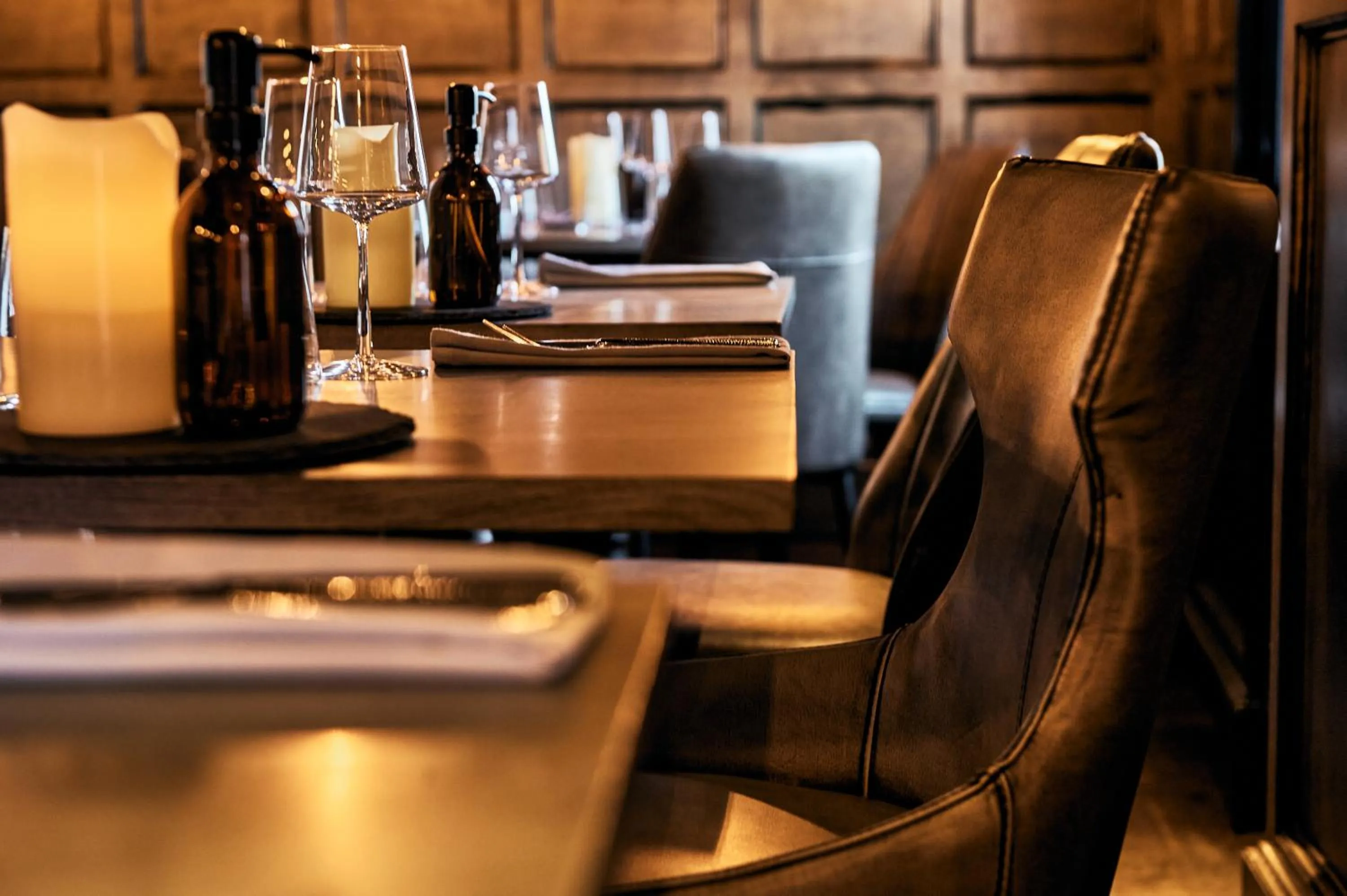 Restaurant/places to eat in The Brown's Hotel