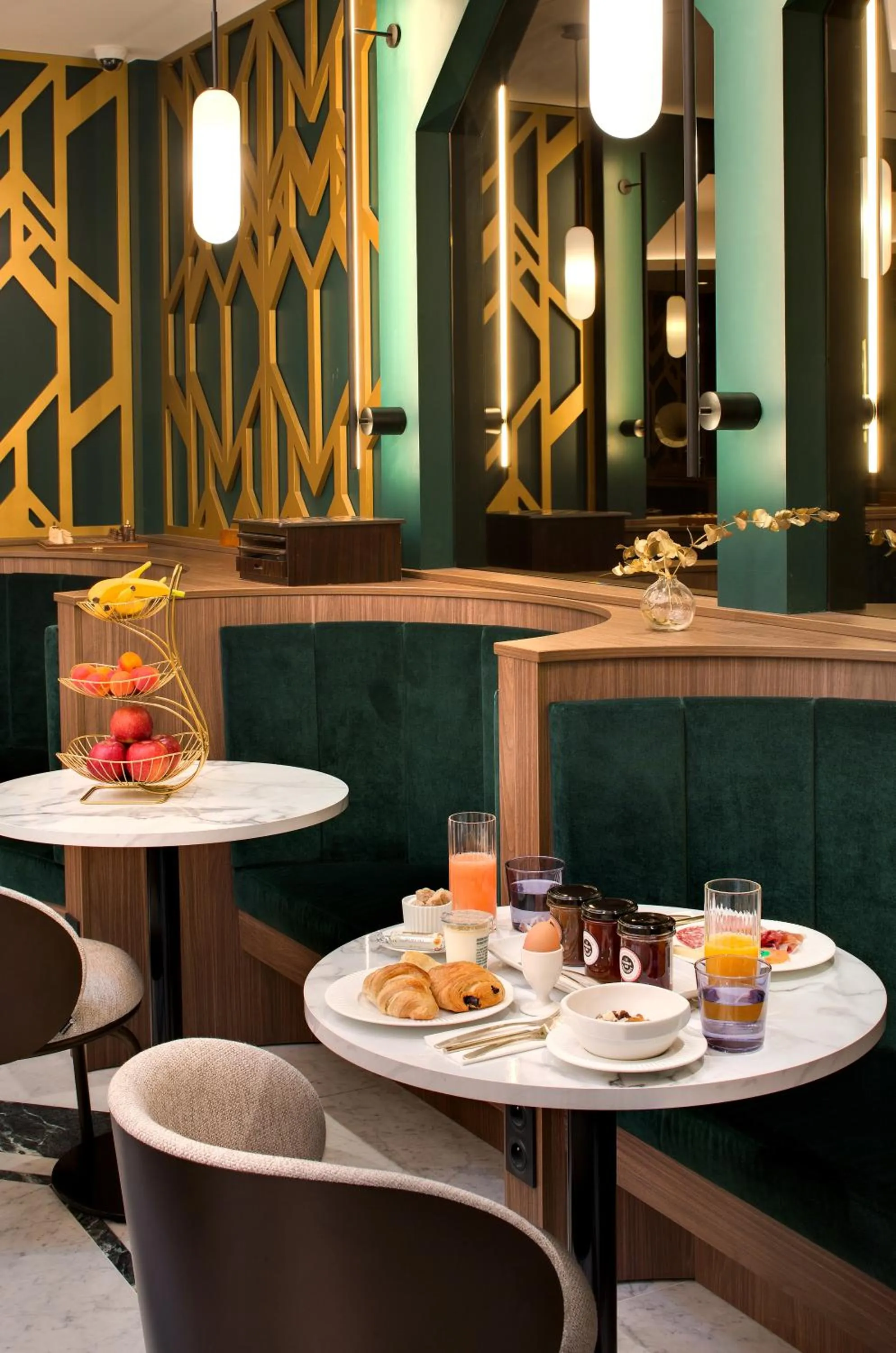 Breakfast in Hôtel Artemisia Montmartre