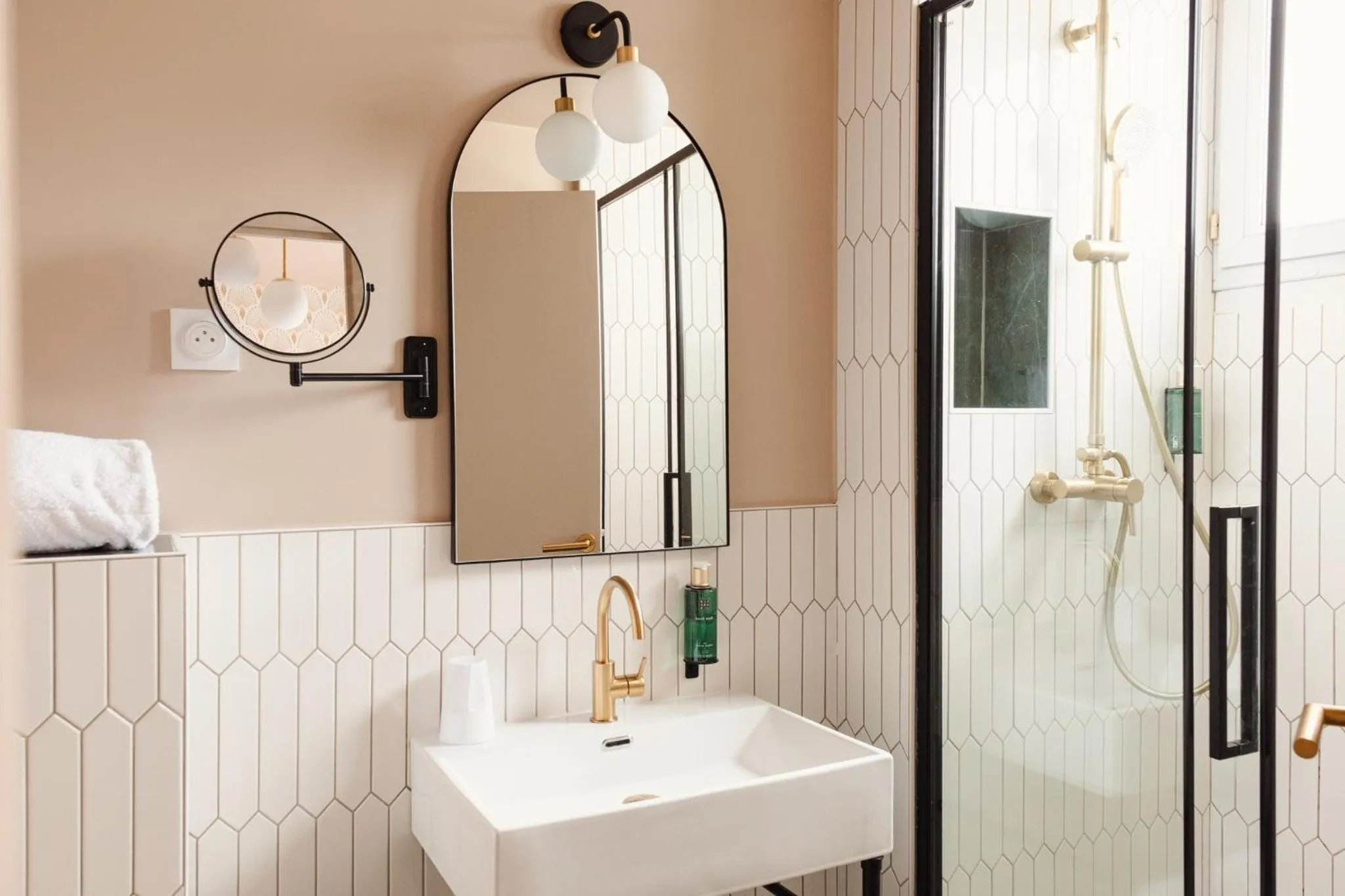 Hôtel Artemisia Montmartre