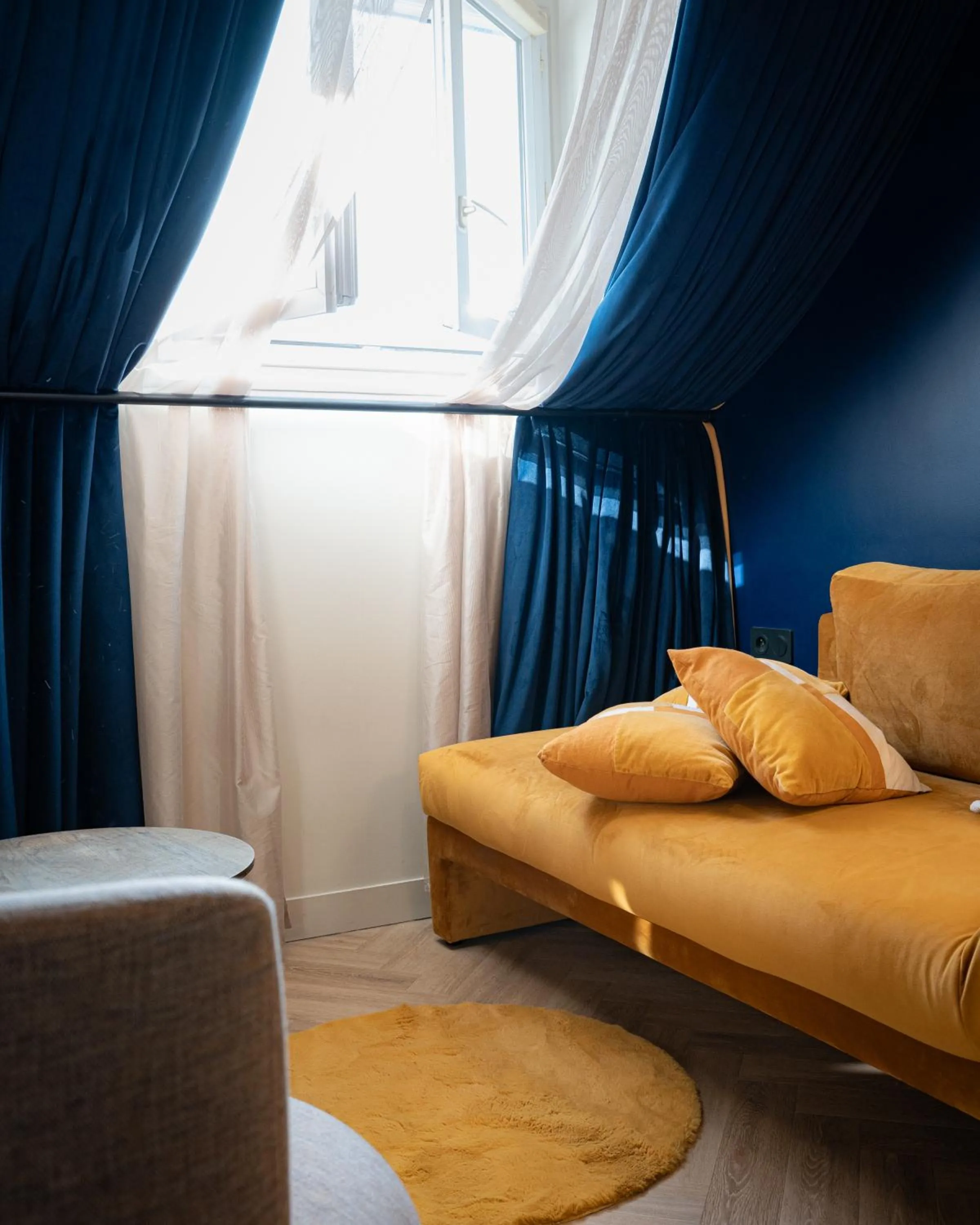 Bed in Hôtel Artemisia Montmartre