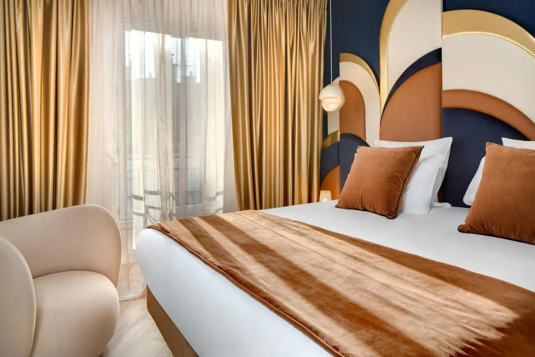 Bed in Hôtel Artemisia Montmartre Bed in Hôtel Artemisia Montmartre