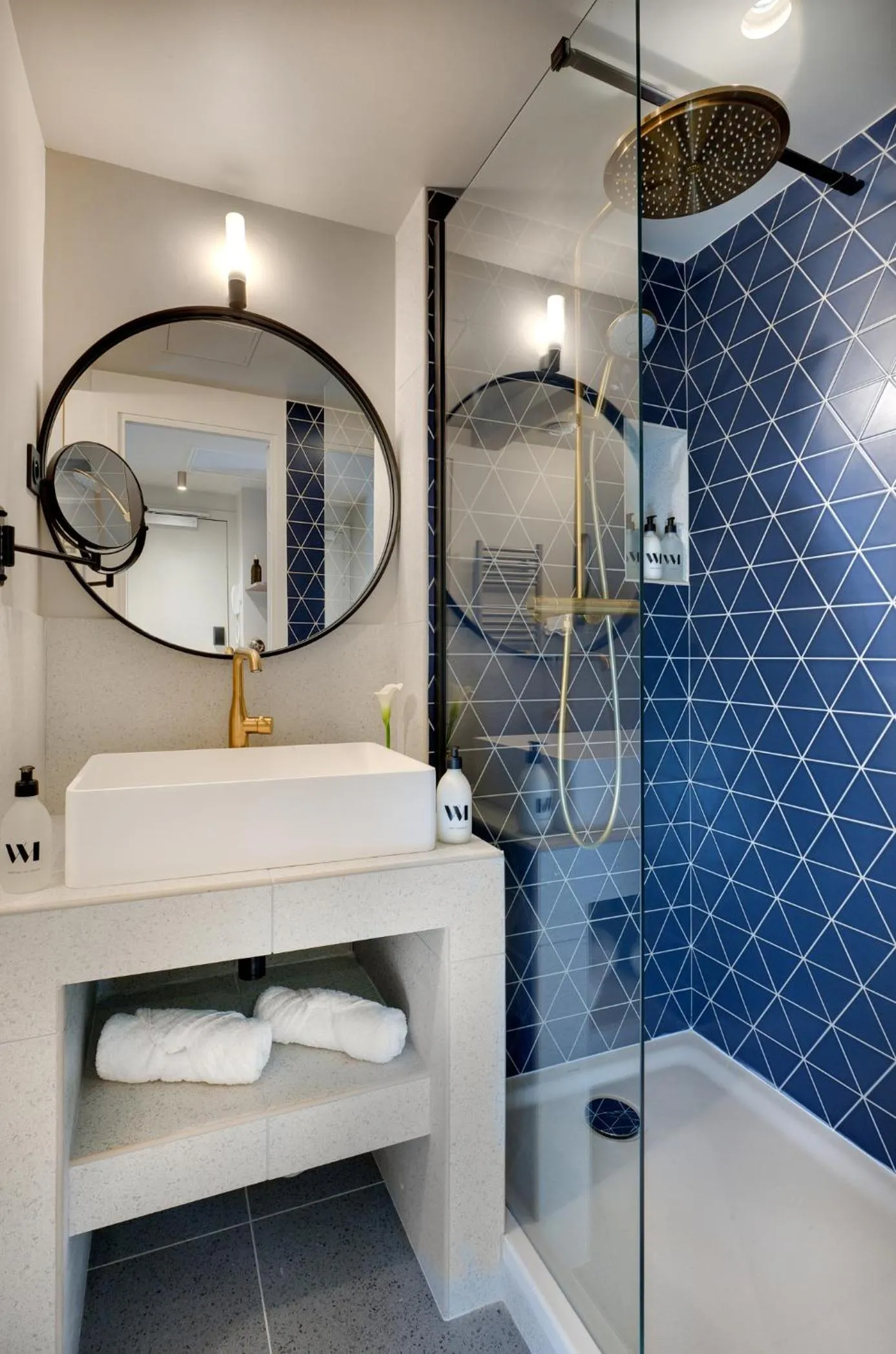 Bathroom in Hôtel Artemisia Montmartre