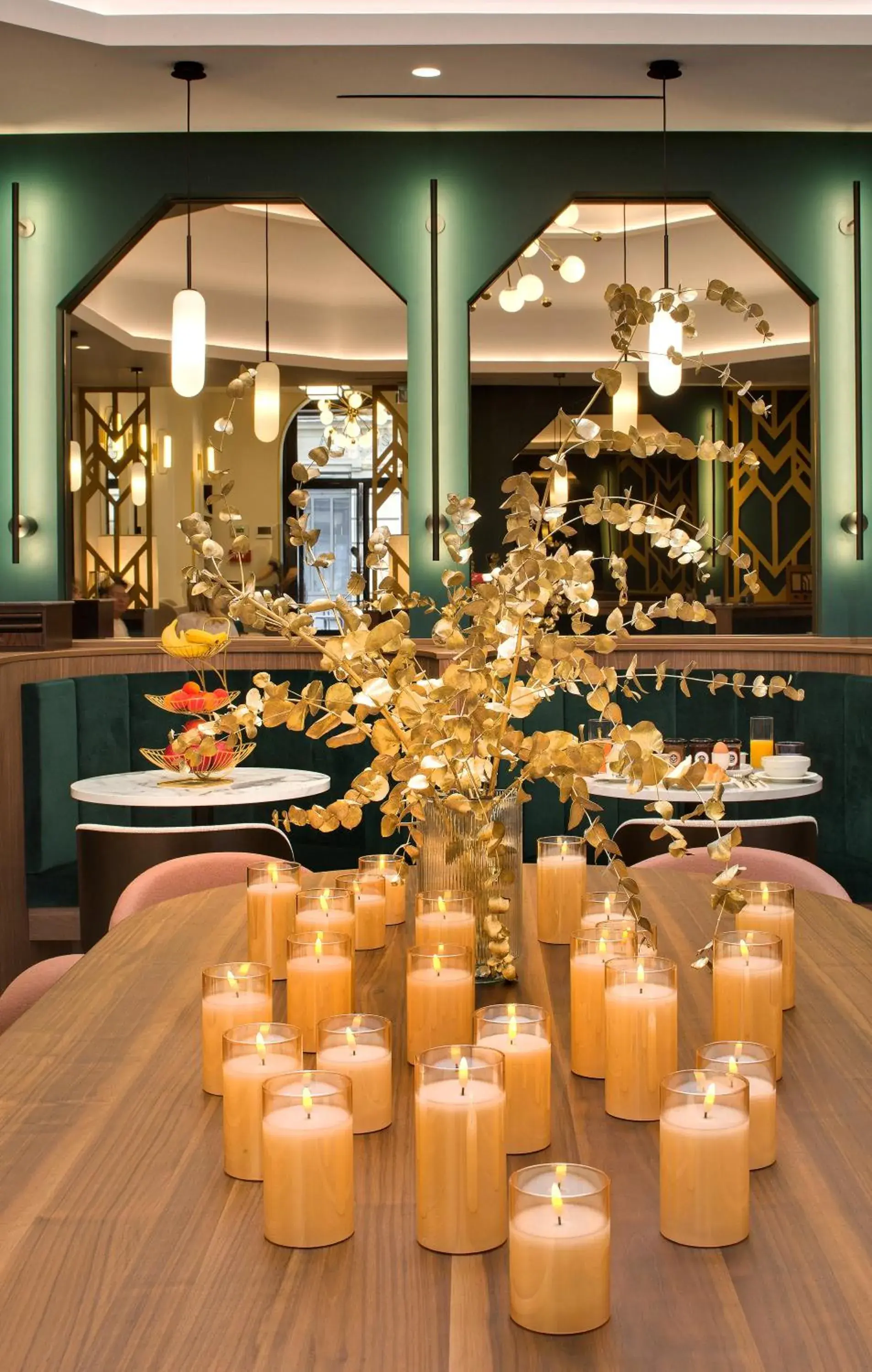 Lounge or bar in Hôtel Artemisia Montmartre Lounge or bar in Hôtel Artemisia Montmartre