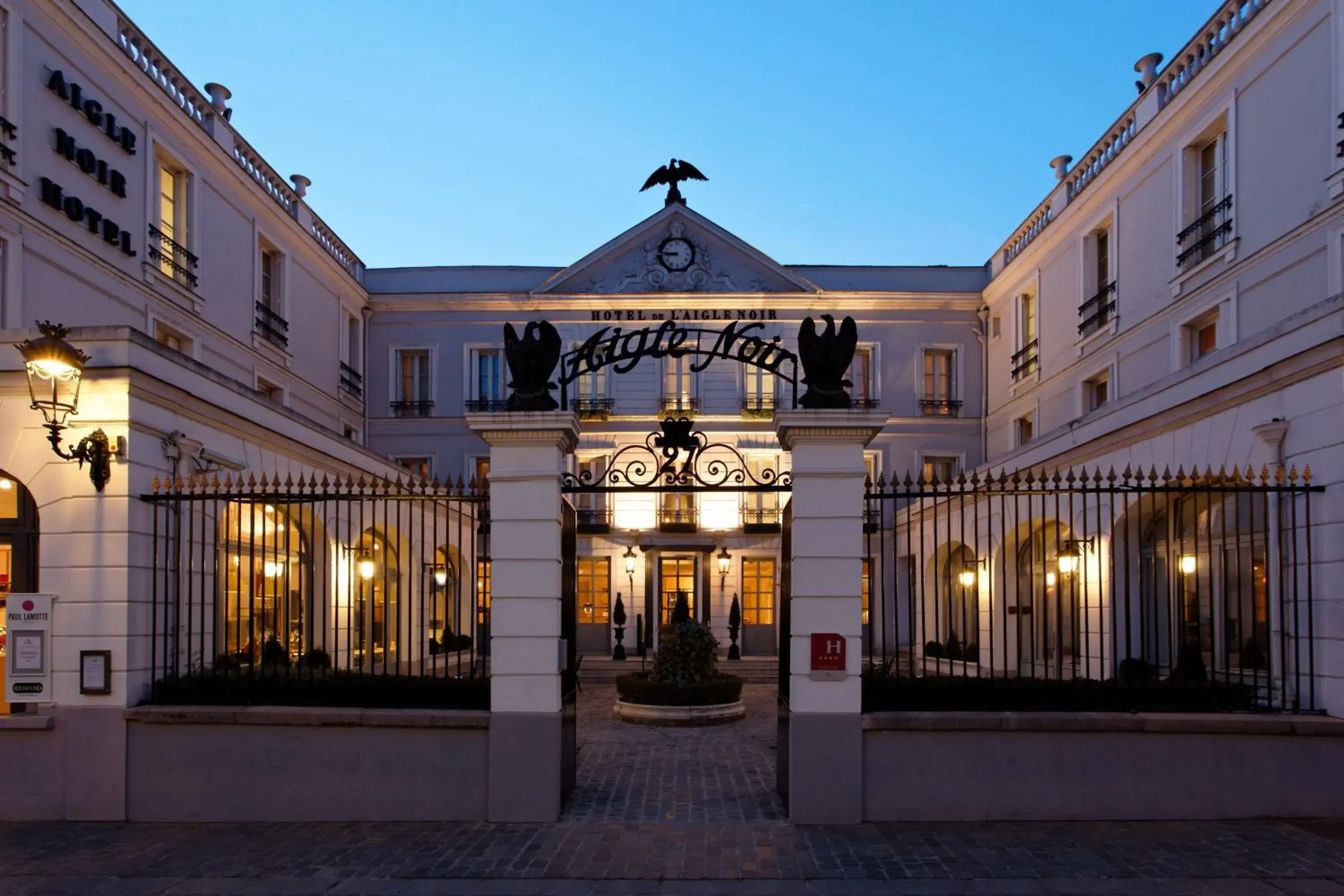 Facade/entrance in Aigle Noir Hotel Fontainebleau - MGallery Collection Facade/entrance in Aigle Noir Hotel Fontainebleau - MGallery Collection