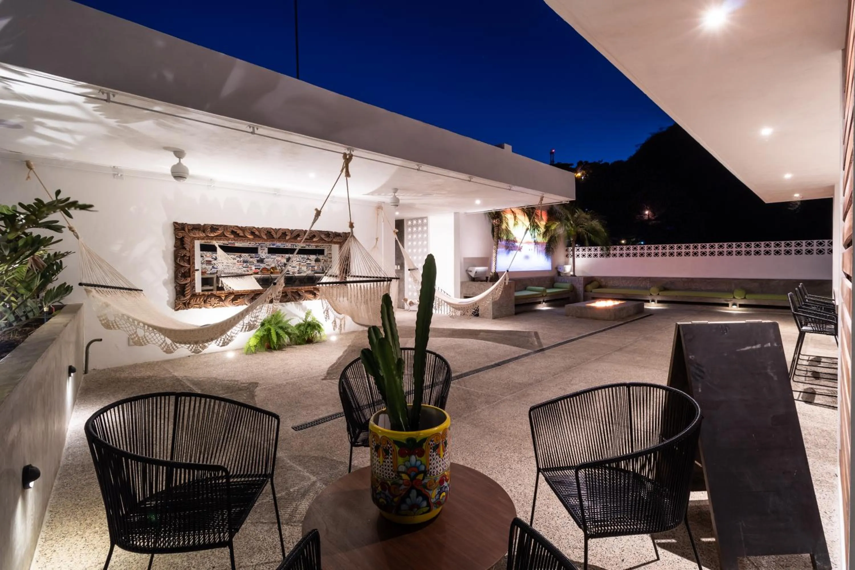 Property building in Cuale