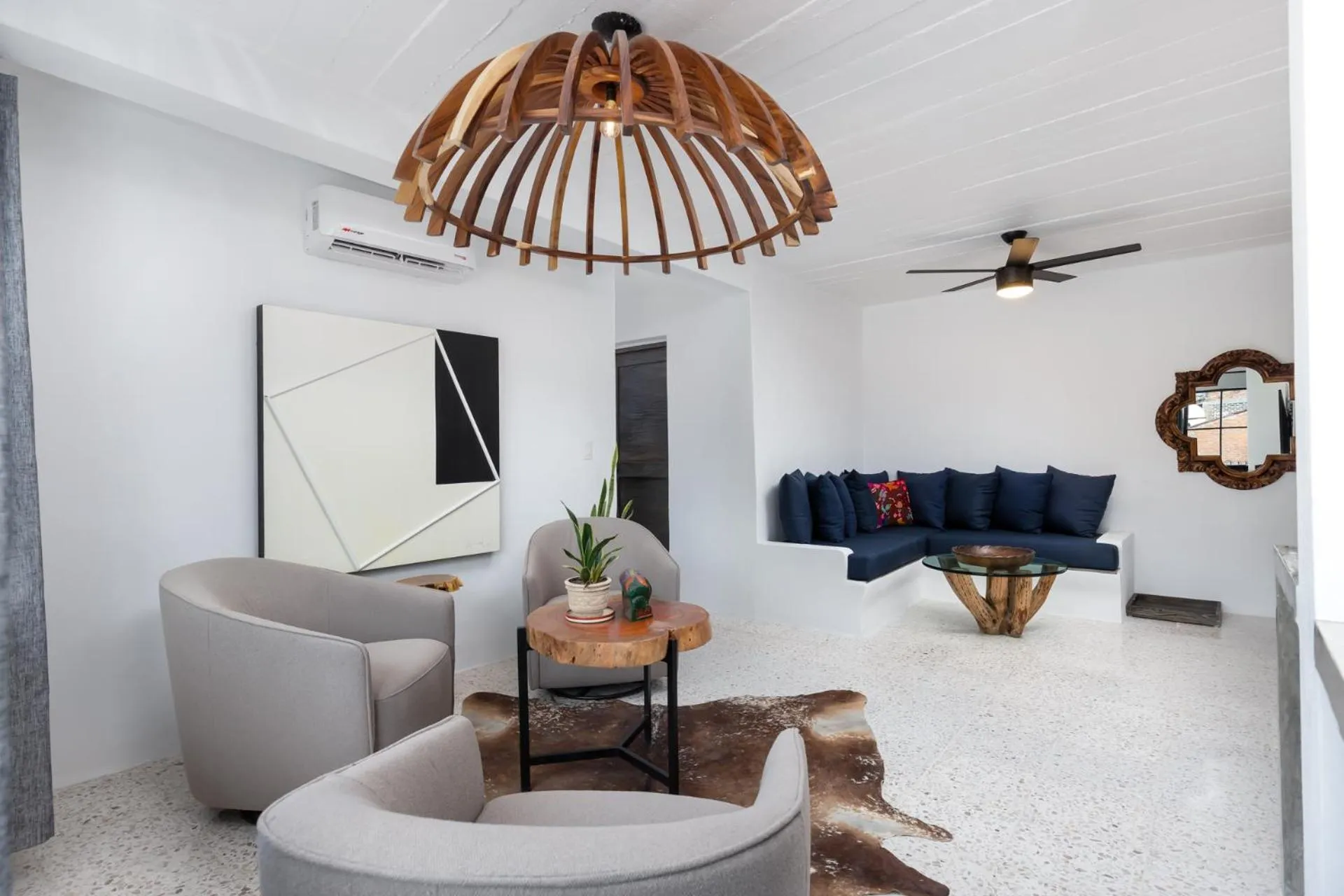 Seating area in Cuale