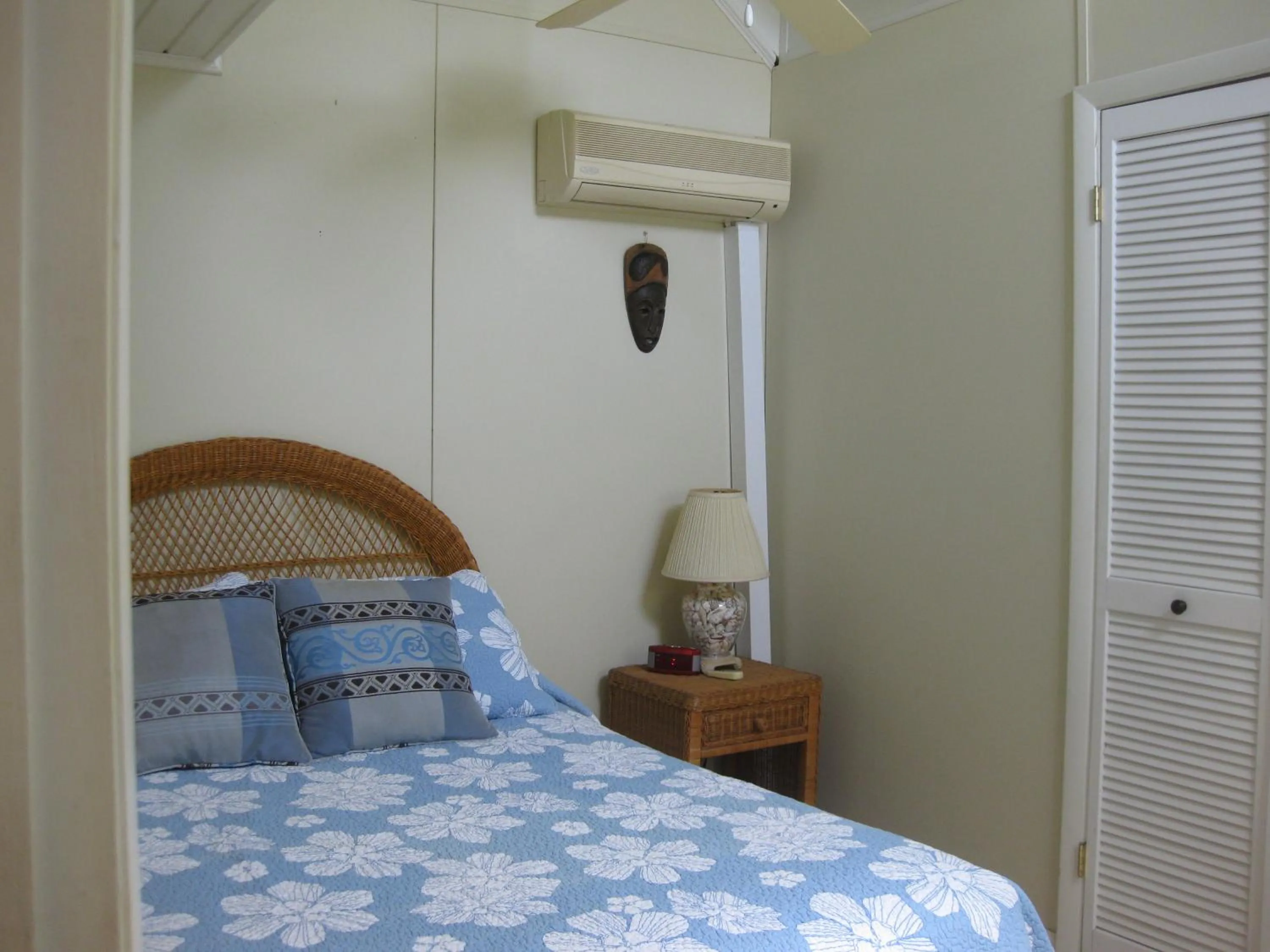 Bedroom, Bed in Sealofts On The Beach