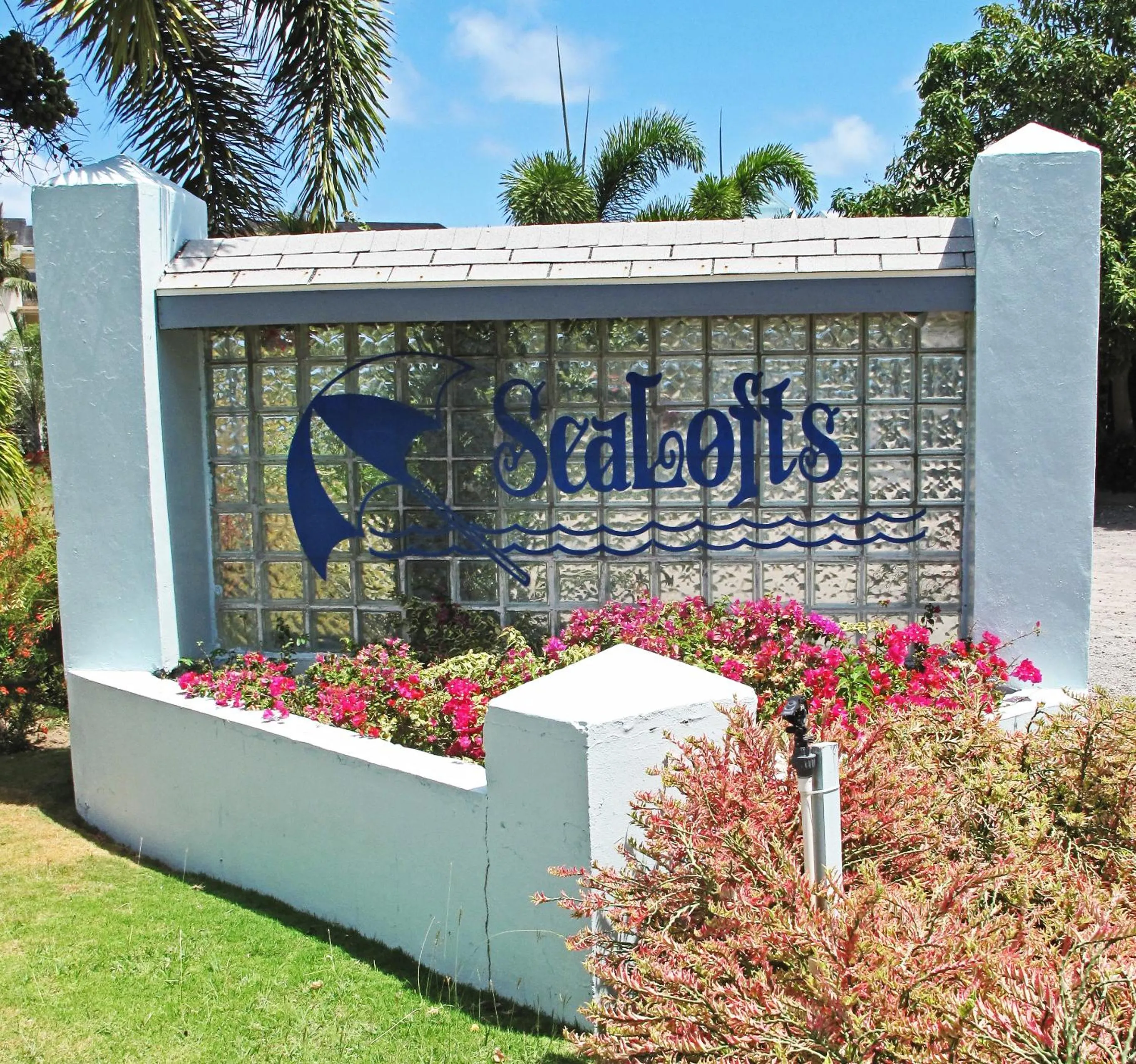 Facade/entrance in Sealofts On The Beach