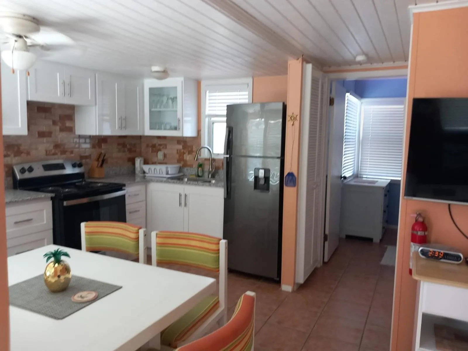 Kitchen or kitchenette in Sealofts On The Beach