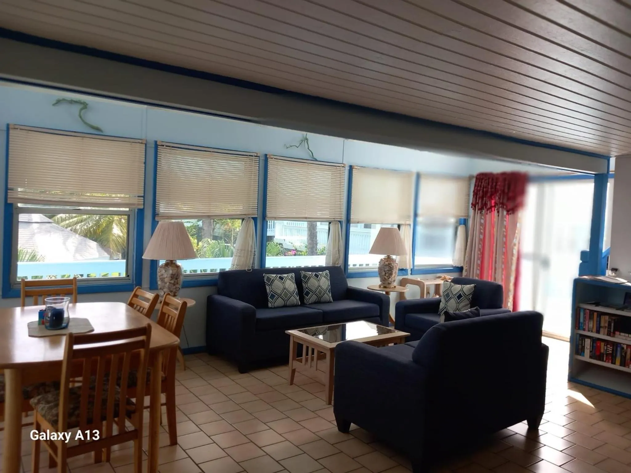 Living room in Sealofts On The Beach