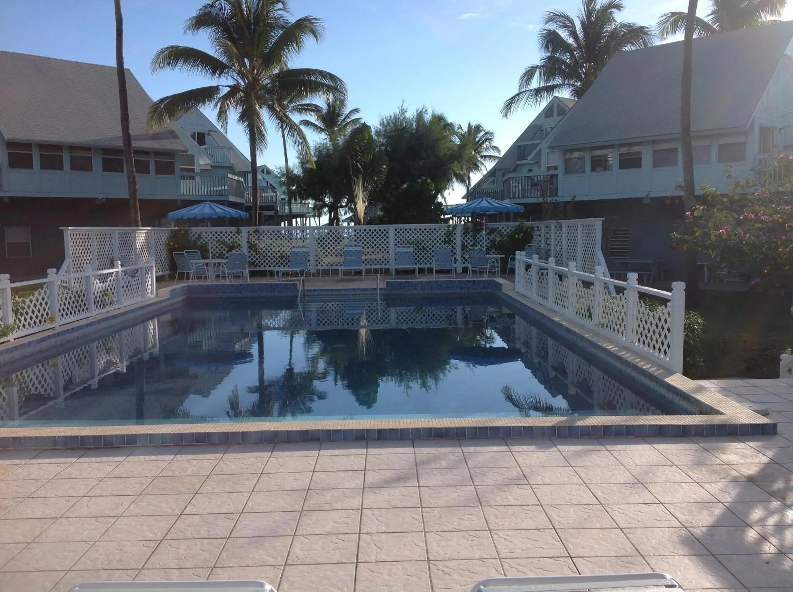 Swimming pool in Sealofts On The Beach