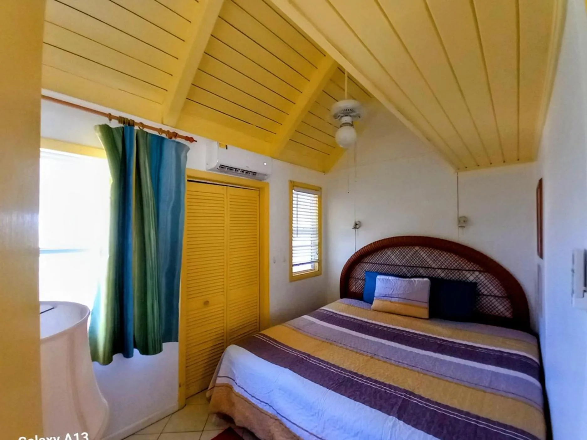 Bed in Sealofts On The Beach