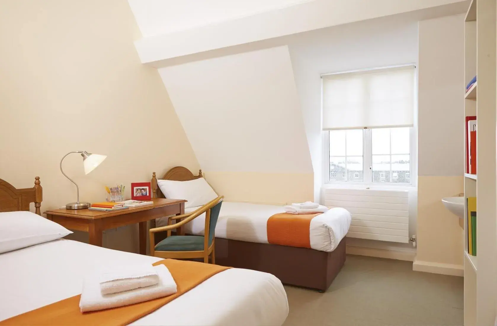 Single Room with Shared Bathroom in Maynooth College Hospitality Single Room with Shared Bathroom in Maynooth College Hospitality