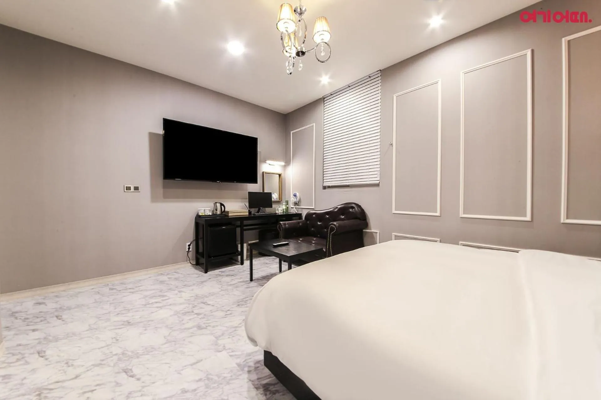 TV/Entertainment Center in Hotel Seowa