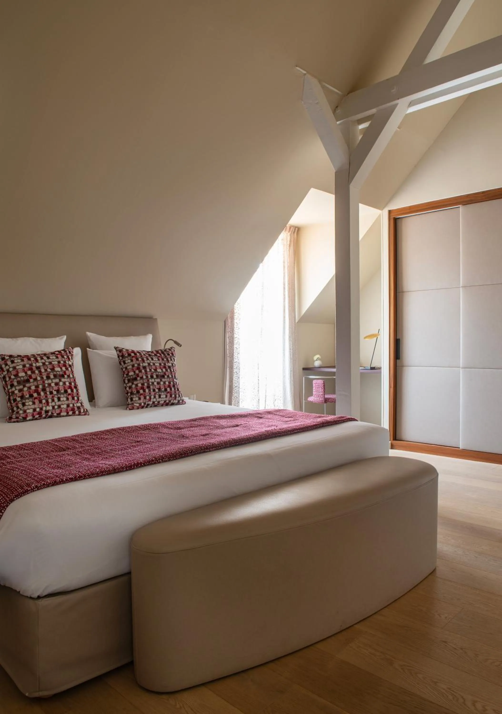 Bed in Hotel & Spa REGENT PETITE FRANCE