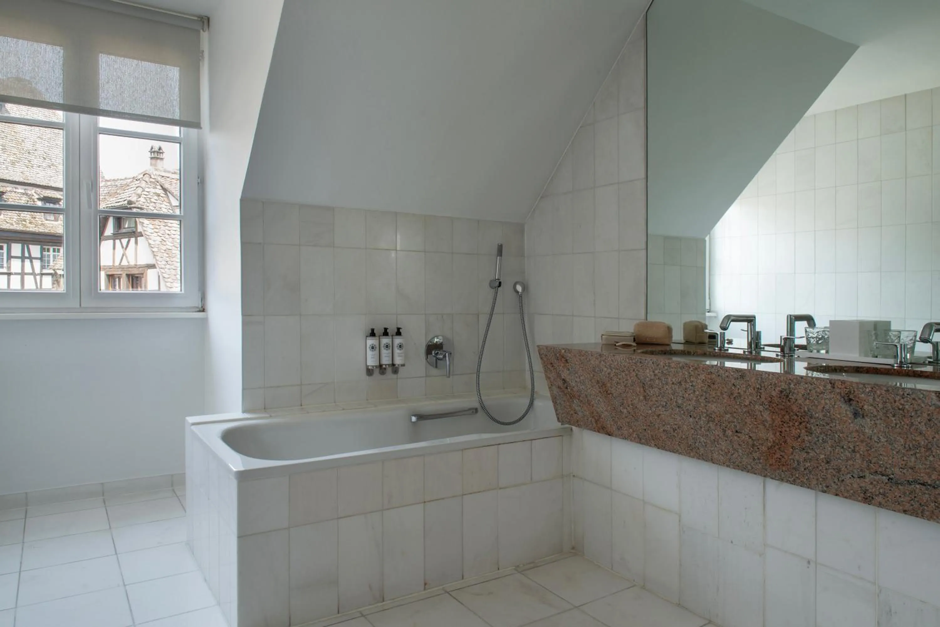 Shower in Hotel & Spa REGENT PETITE FRANCE