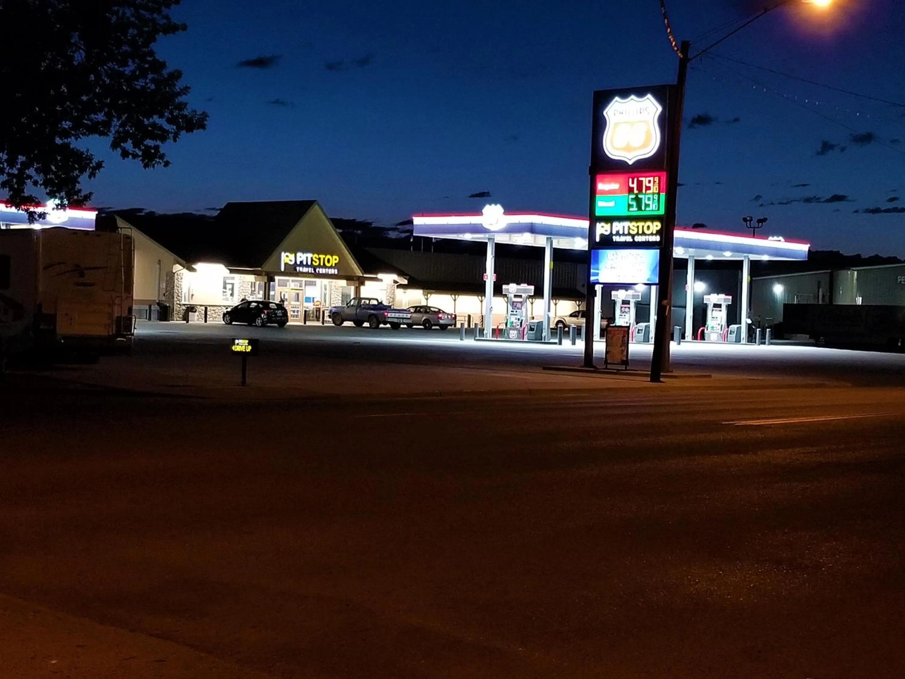 Neighbourhood in Town House Motor Inn