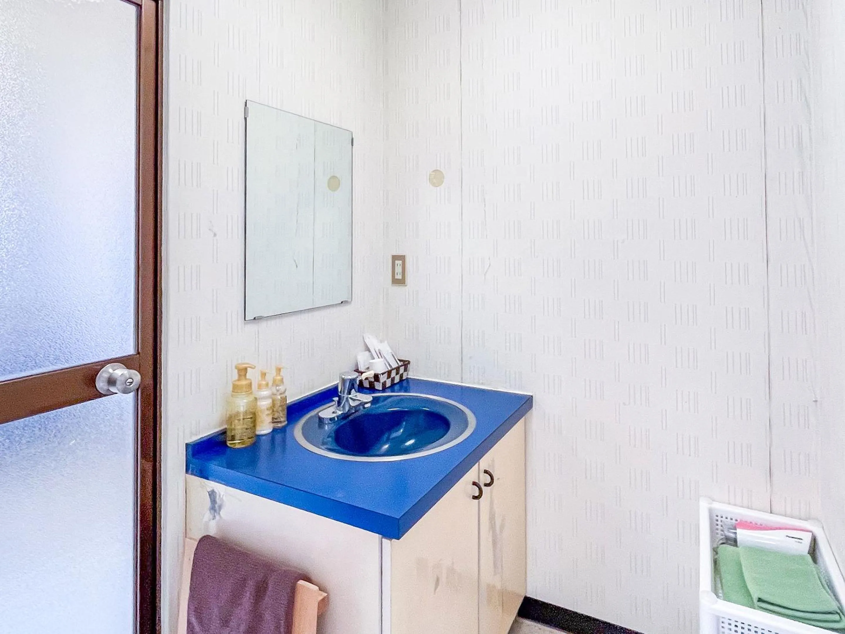 Photo of the whole room in Sea Tiger Island Inn Shodoshima