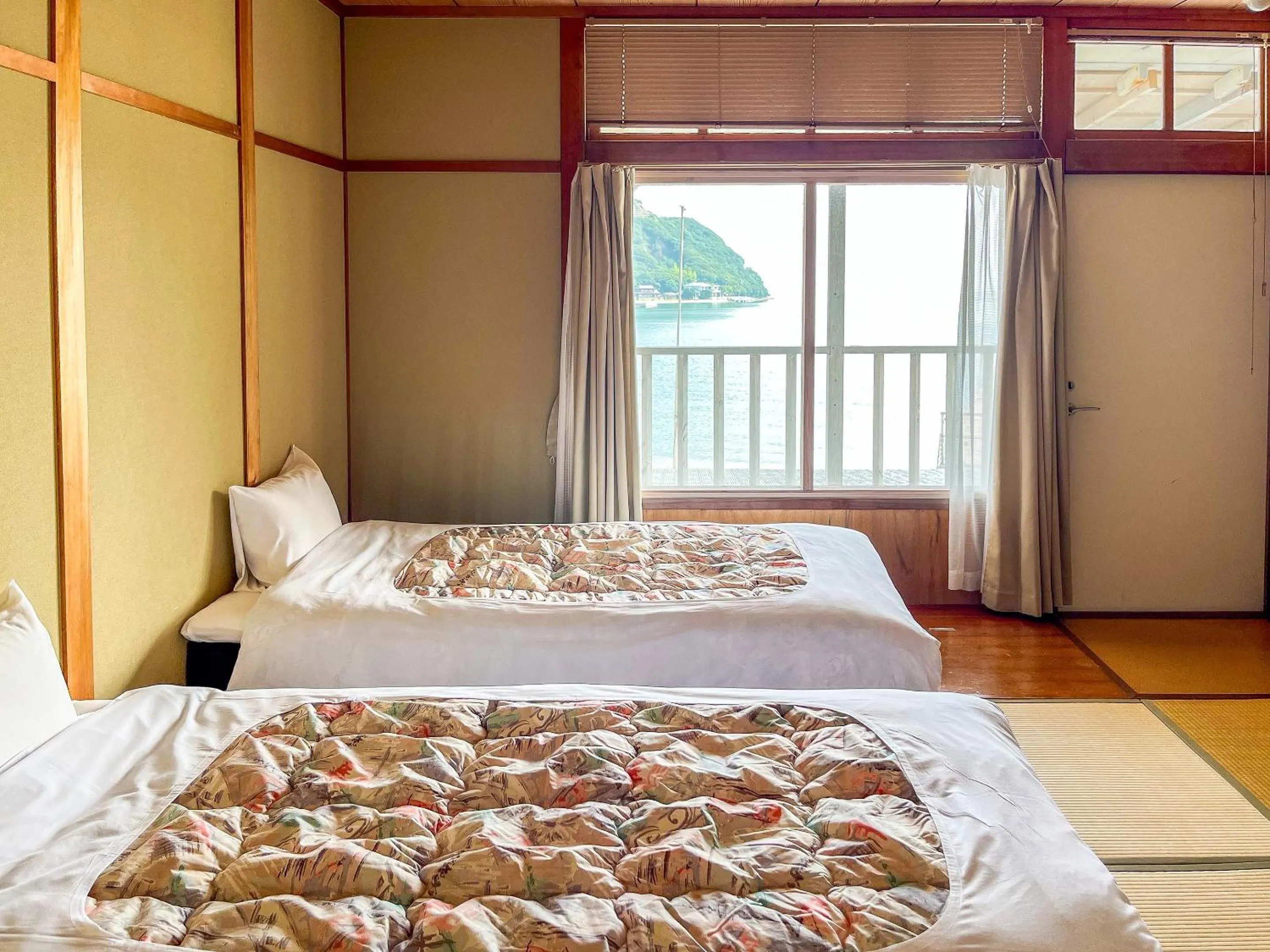 Bed in Sea Tiger Island Inn Shodoshima