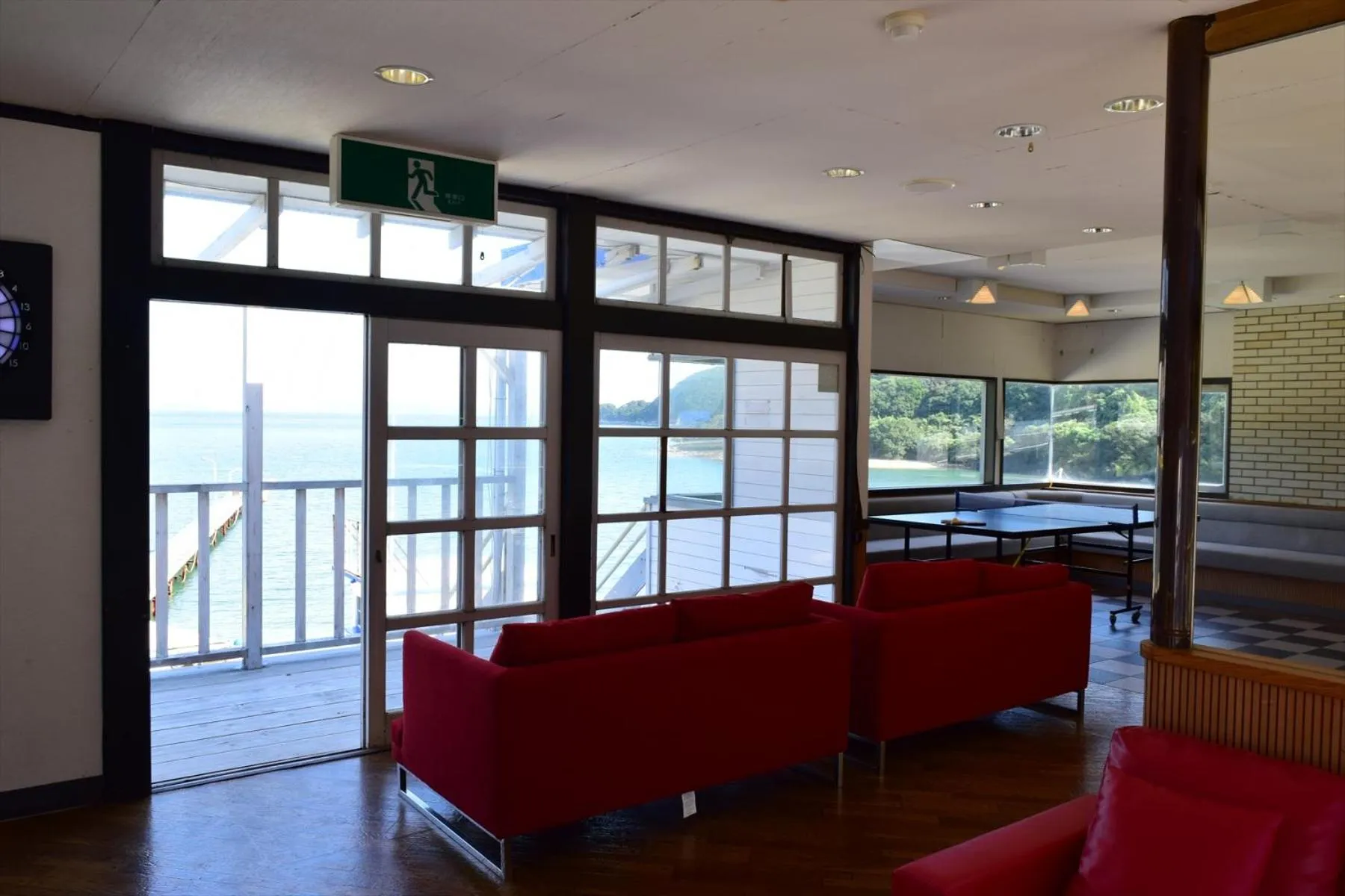 Communal lounge/ TV room in Sea Tiger Island Inn Shodoshima