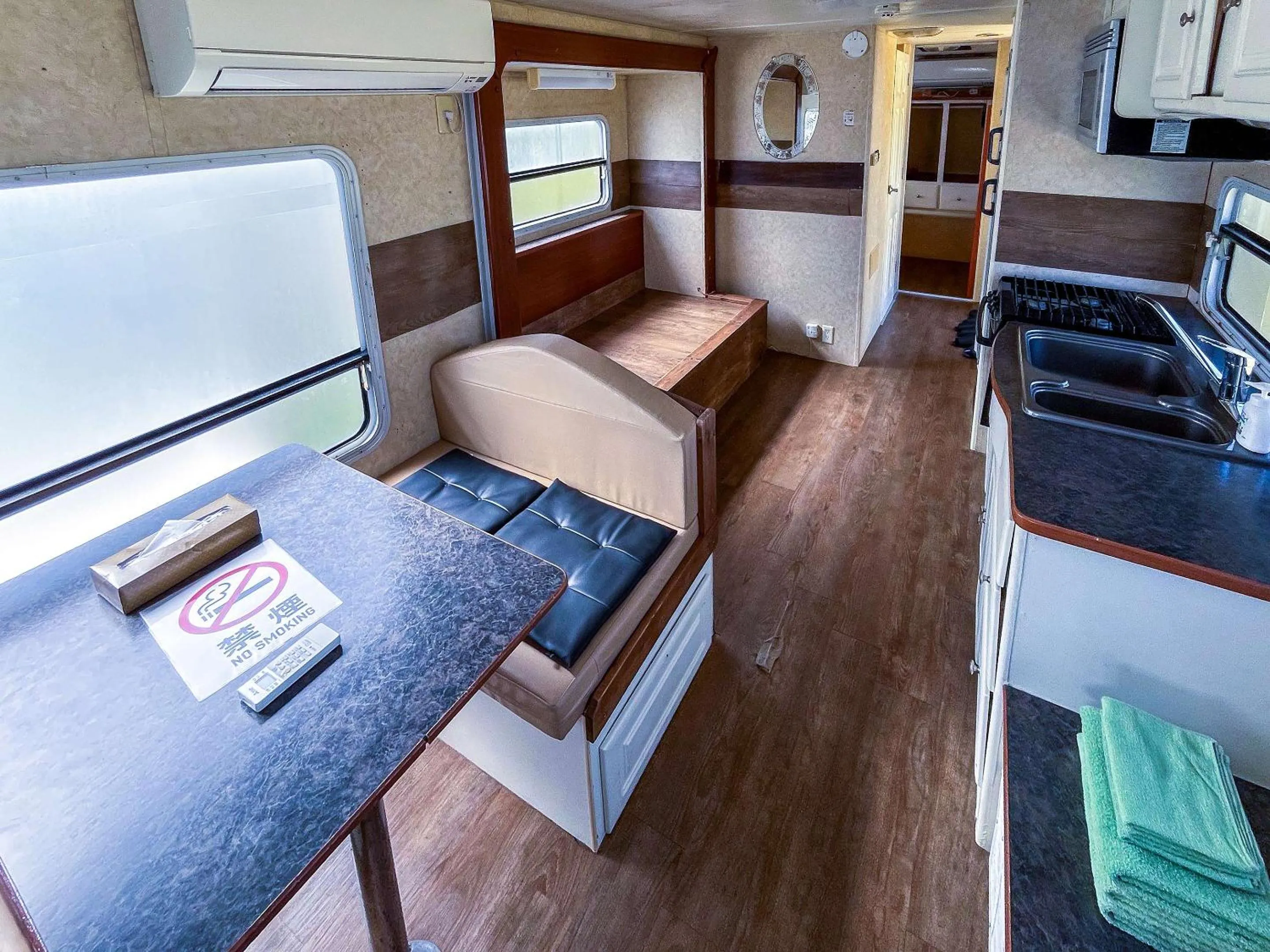 Photo of the whole room in Sea Tiger Island Inn Shodoshima