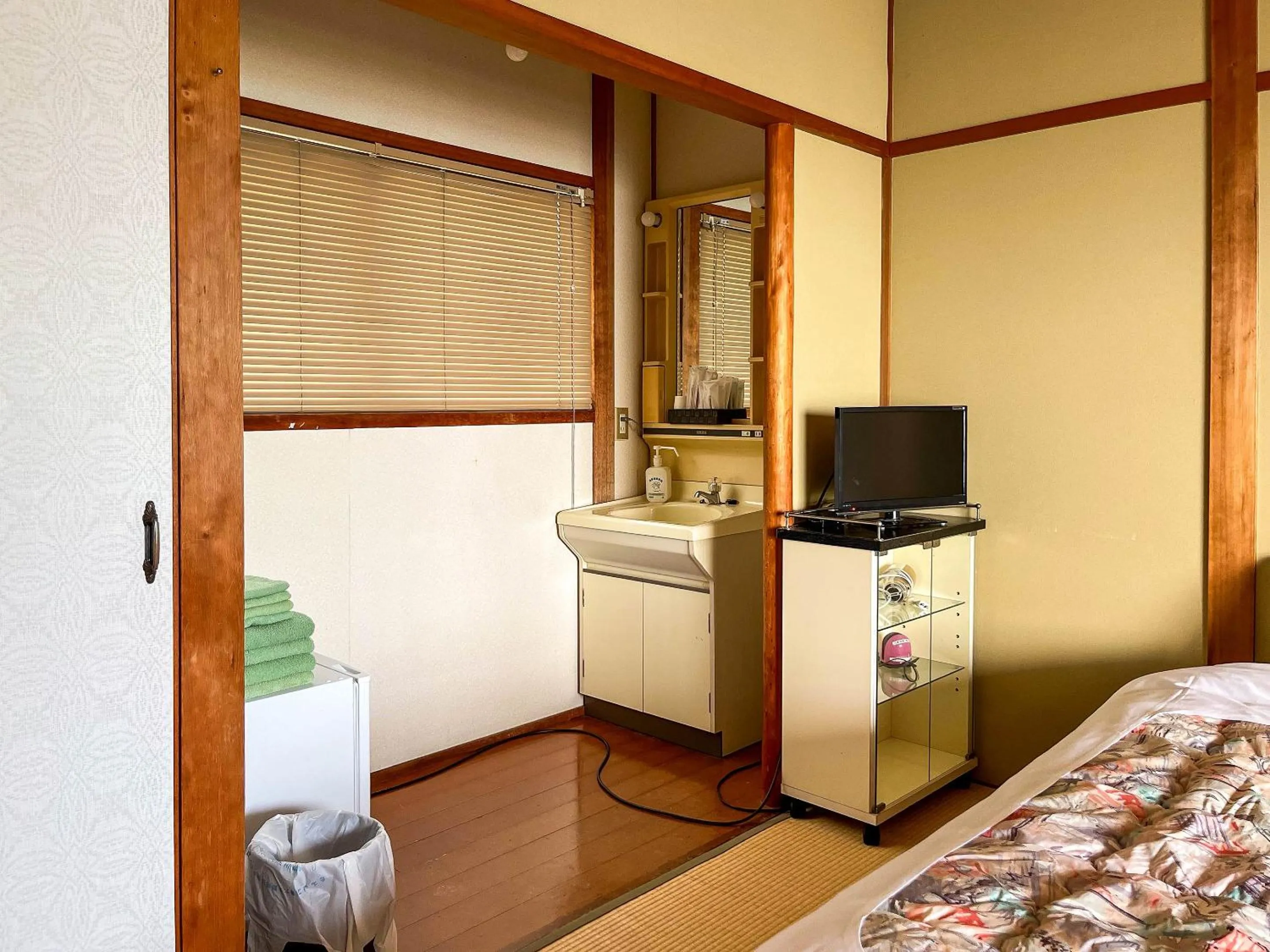 Photo of the whole room, Bed in Sea Tiger Island Inn Shodoshima