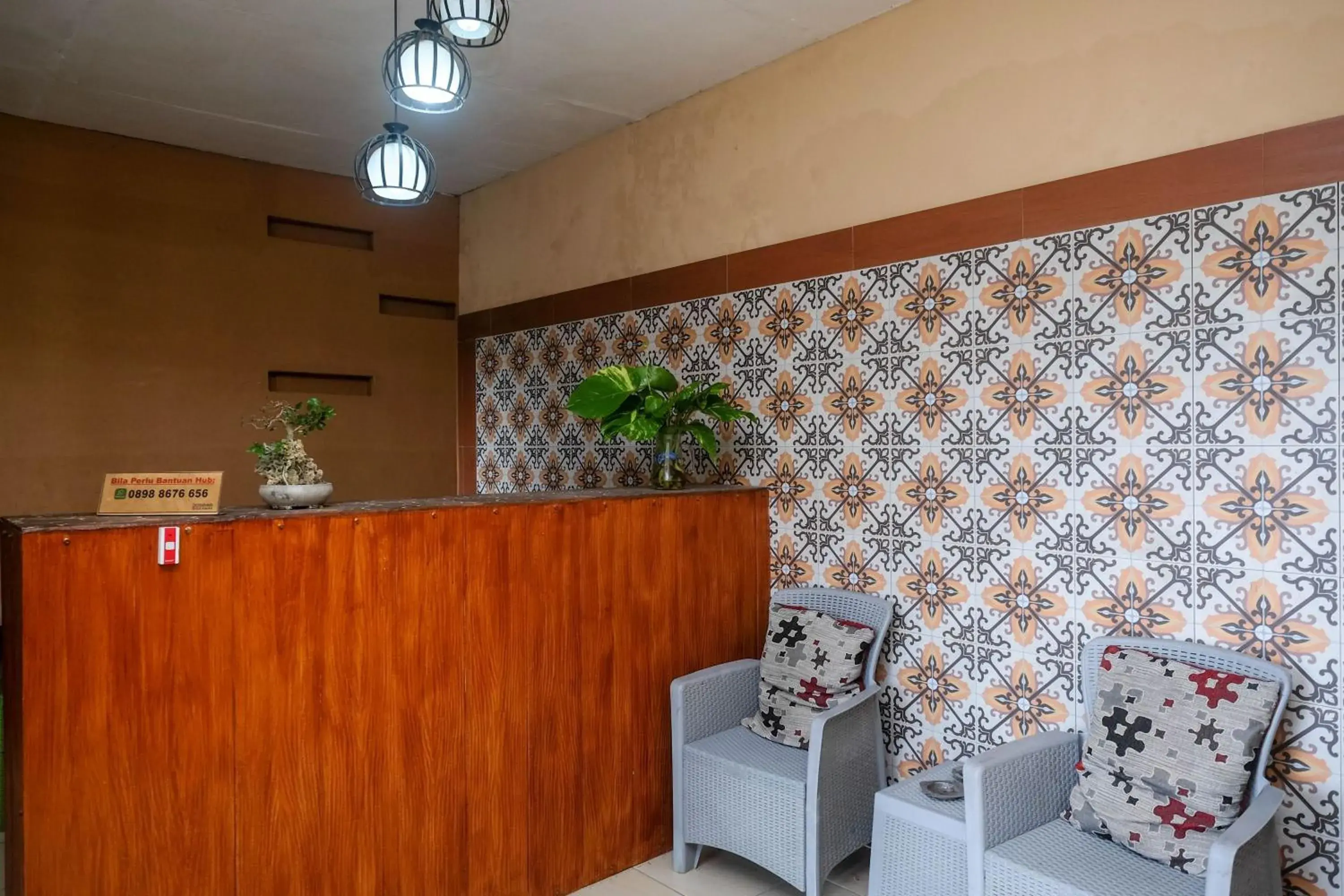 Lobby or reception in RedDoorz Syariah @ Colomadu 2 Lobby or reception in RedDoorz Syariah @ Colomadu 2