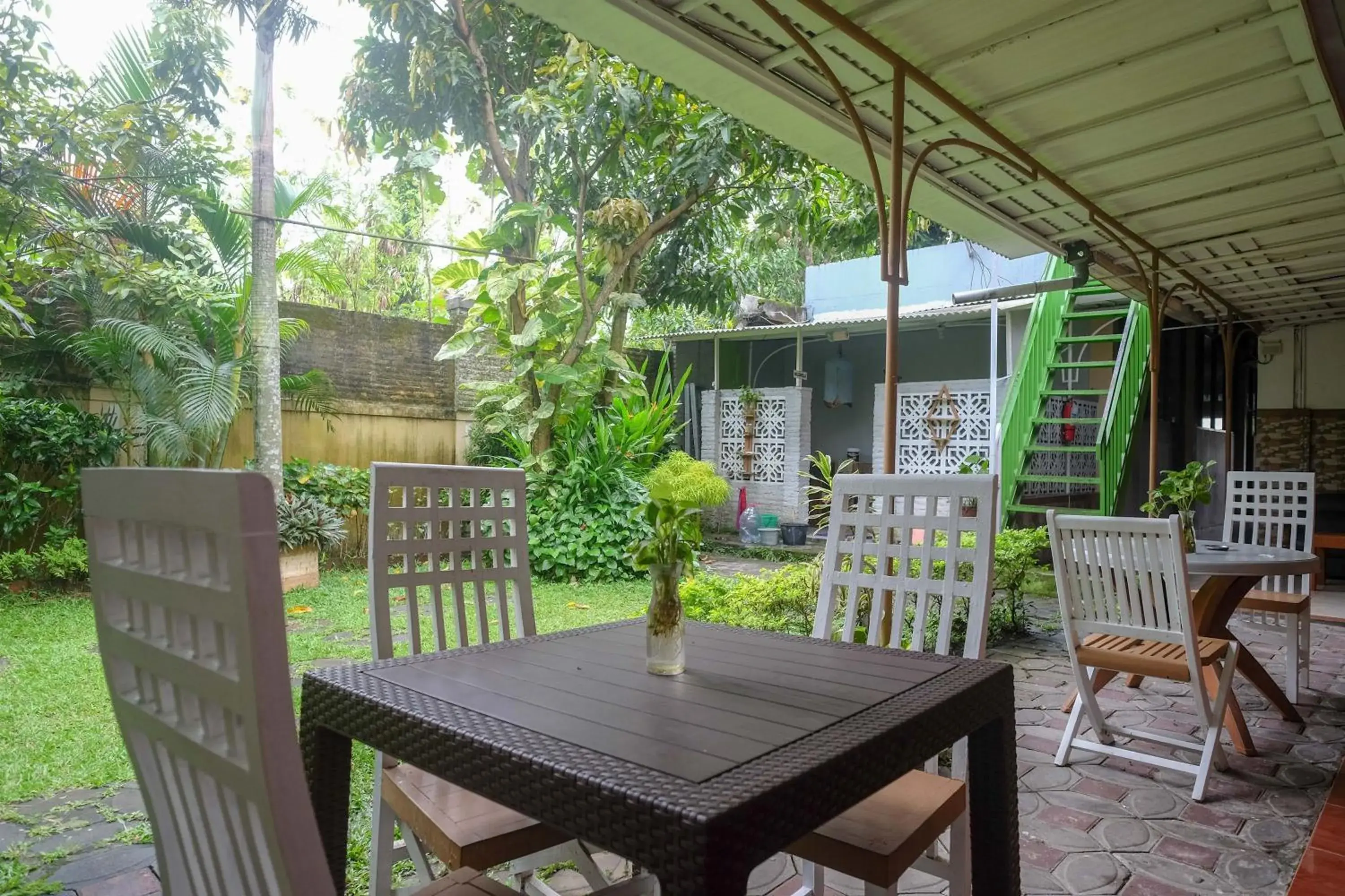 Property building in RedDoorz Syariah @ Colomadu 2 Property building in RedDoorz Syariah @ Colomadu 2