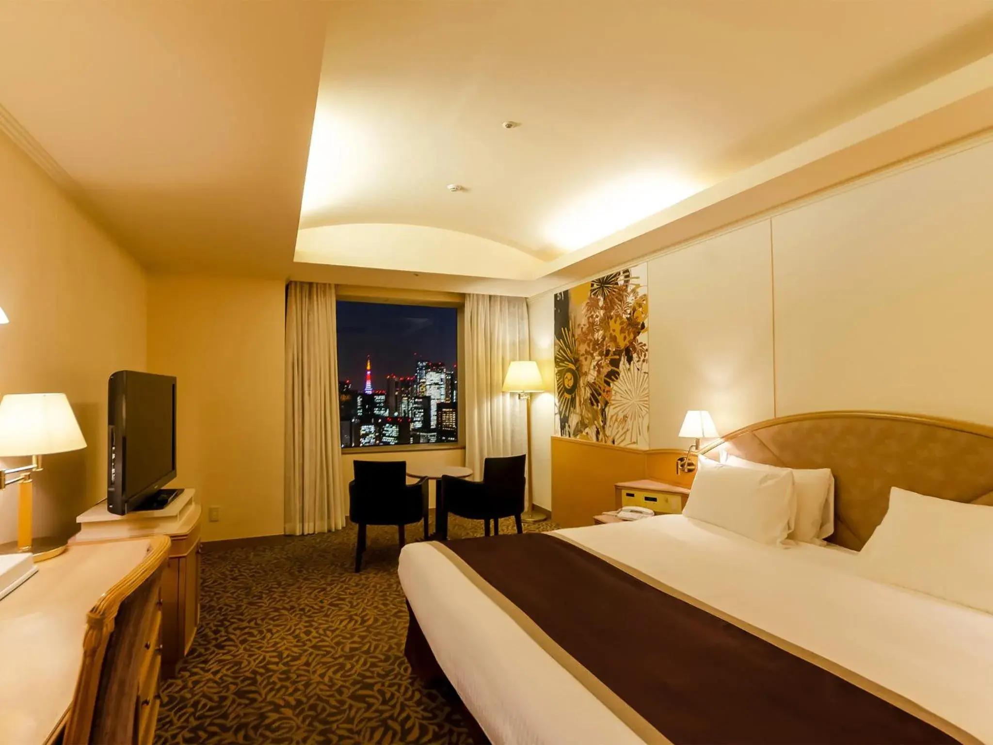 Photo of the whole room, Bed in Ginza Creston Photo of the whole room, Bed in Ginza Creston