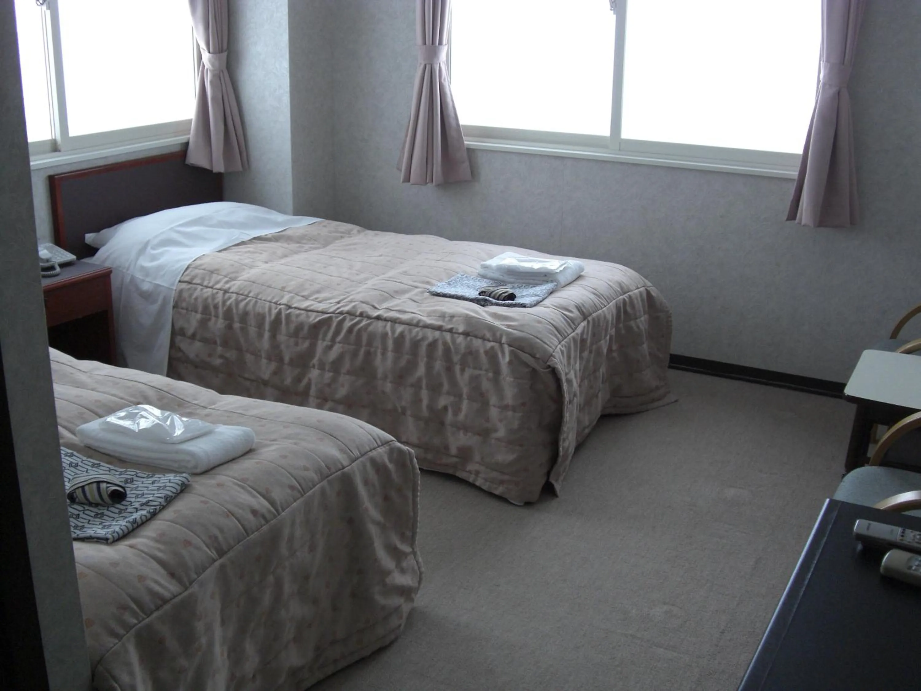 Photo of the whole room, Bed in Akakura Yours Inn