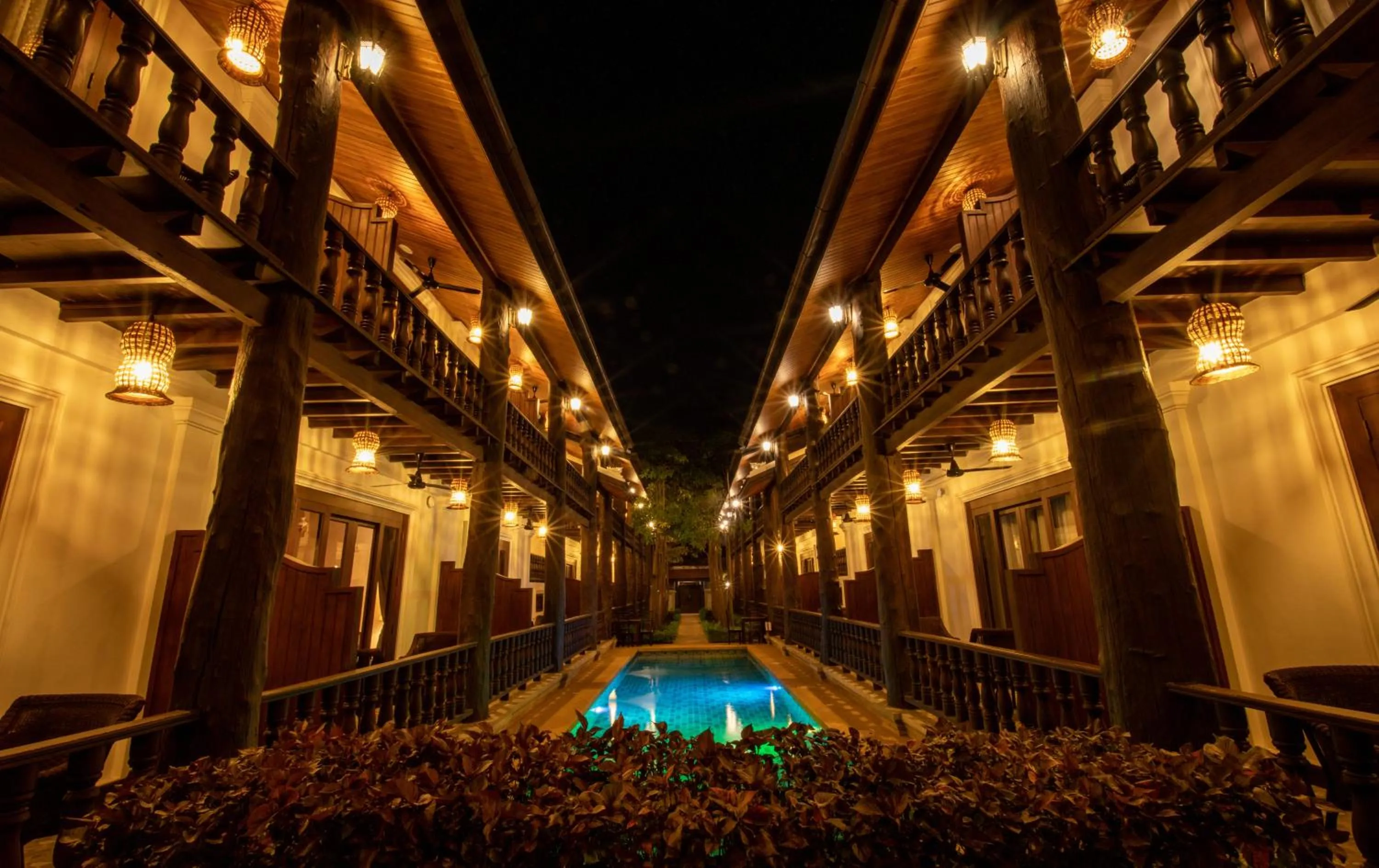 Swimming pool in Treasure Hotel Laos