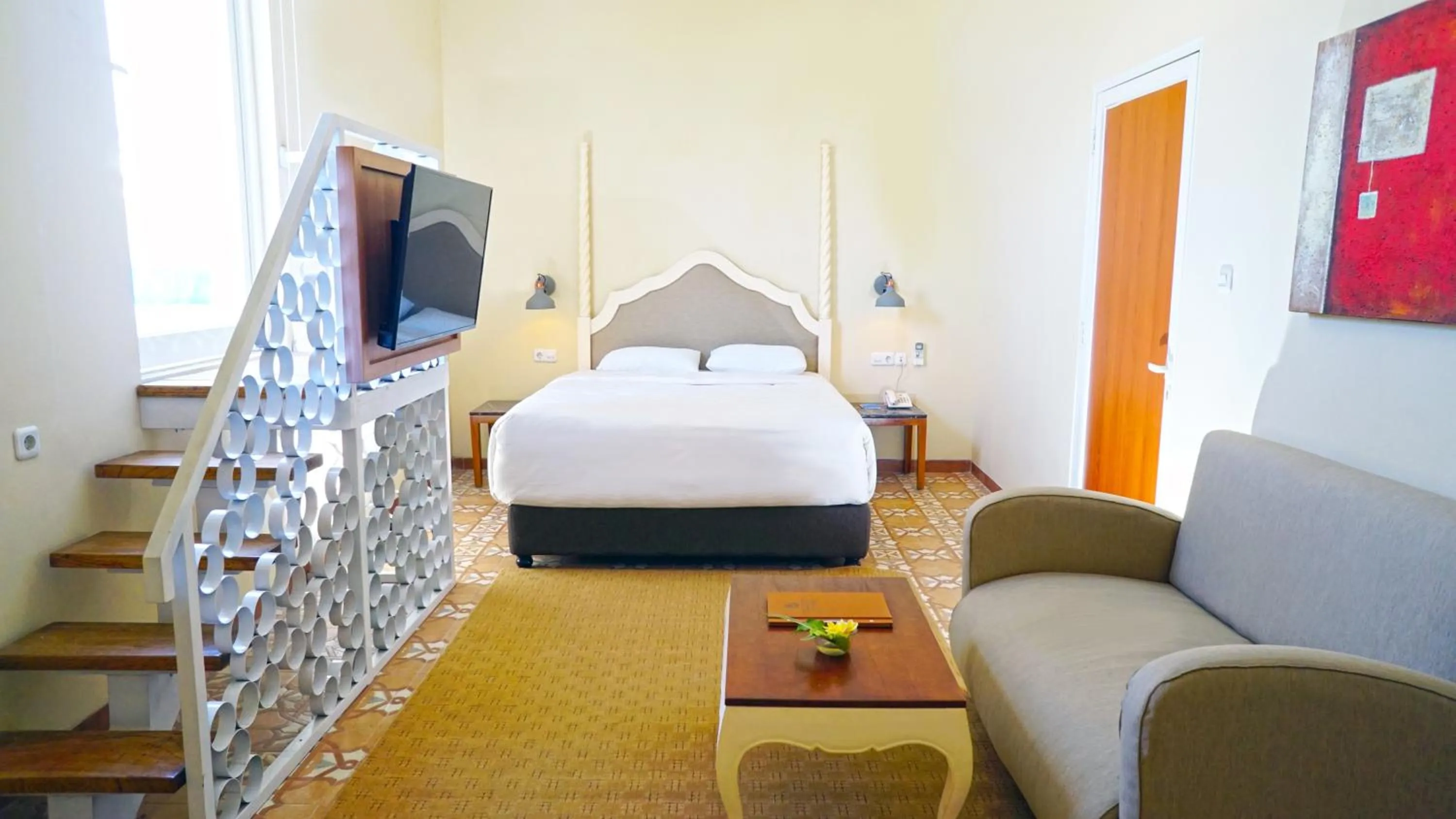 Photo of the whole room, Bed in Ocean View Residence