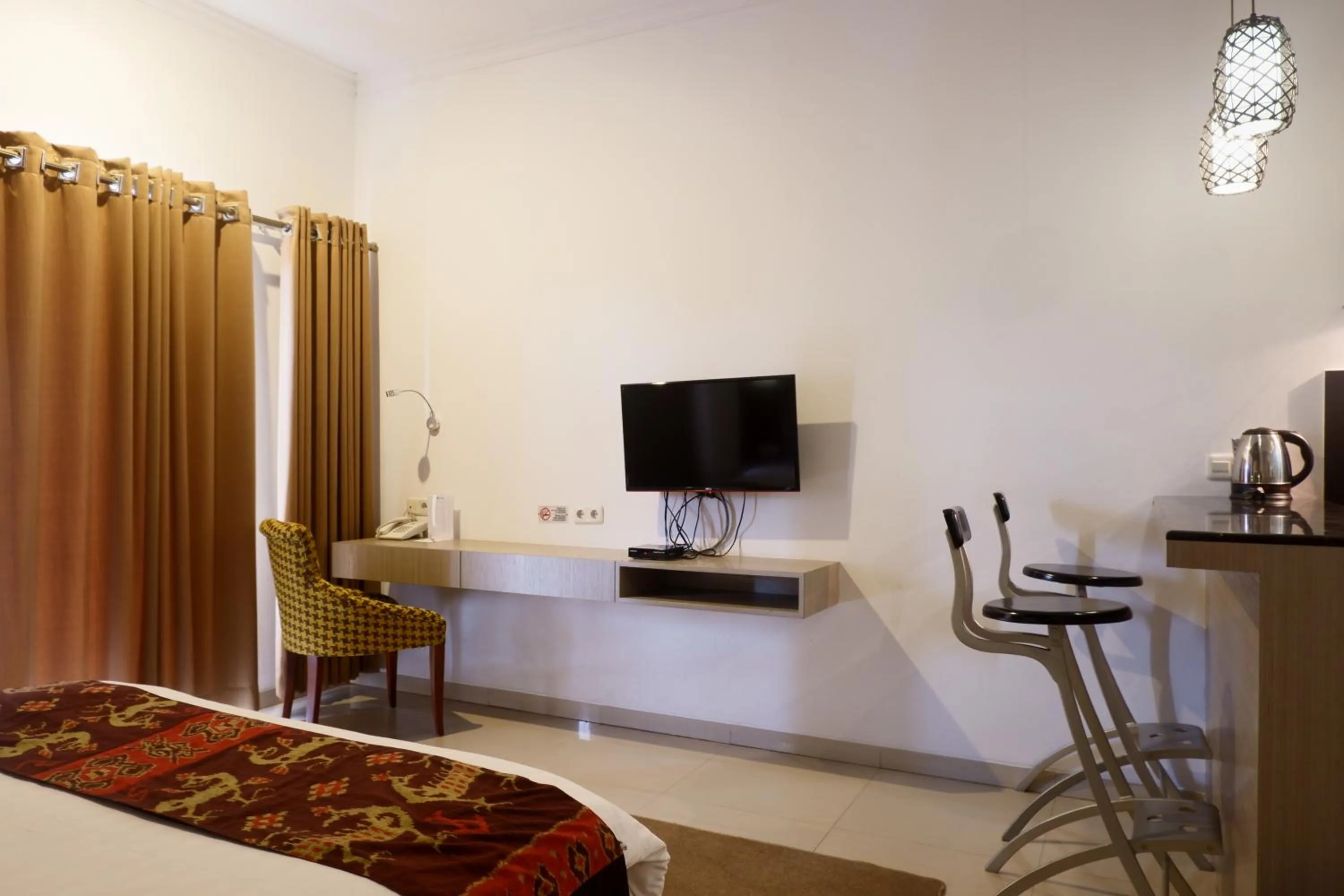 Bed in Ocean View Residence