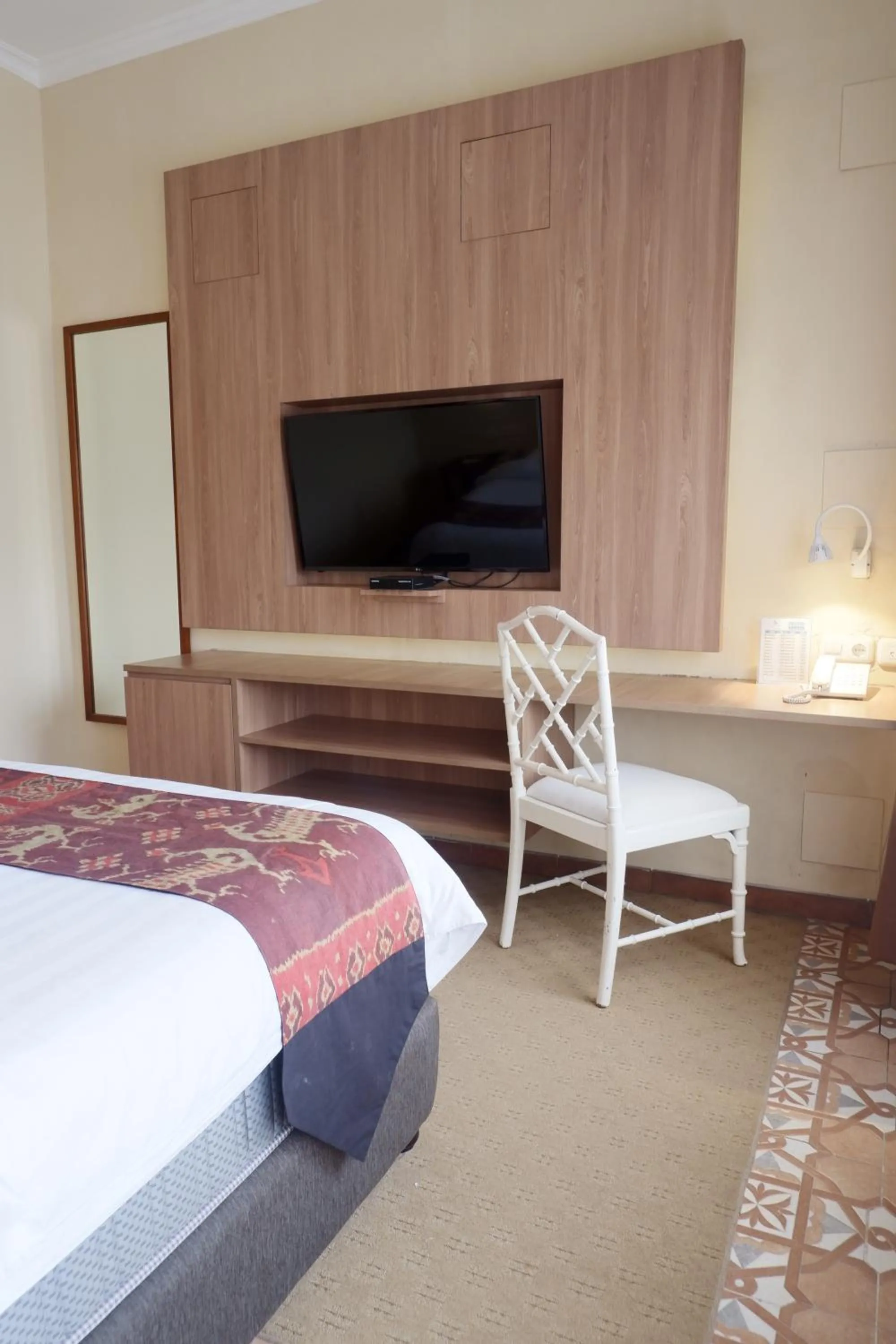 TV and multimedia, Bed in Ocean View Residence