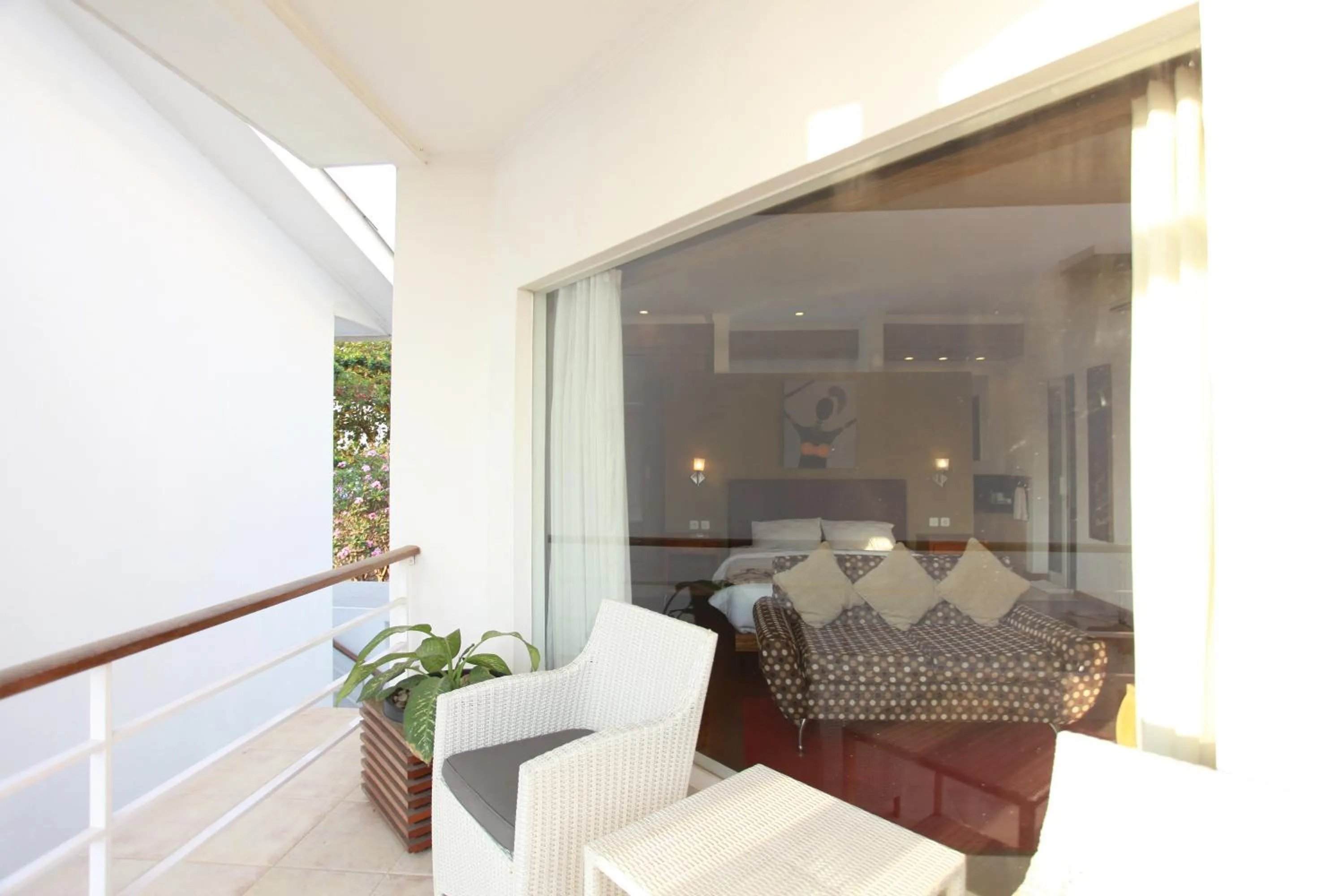 Day in Ocean View Residence