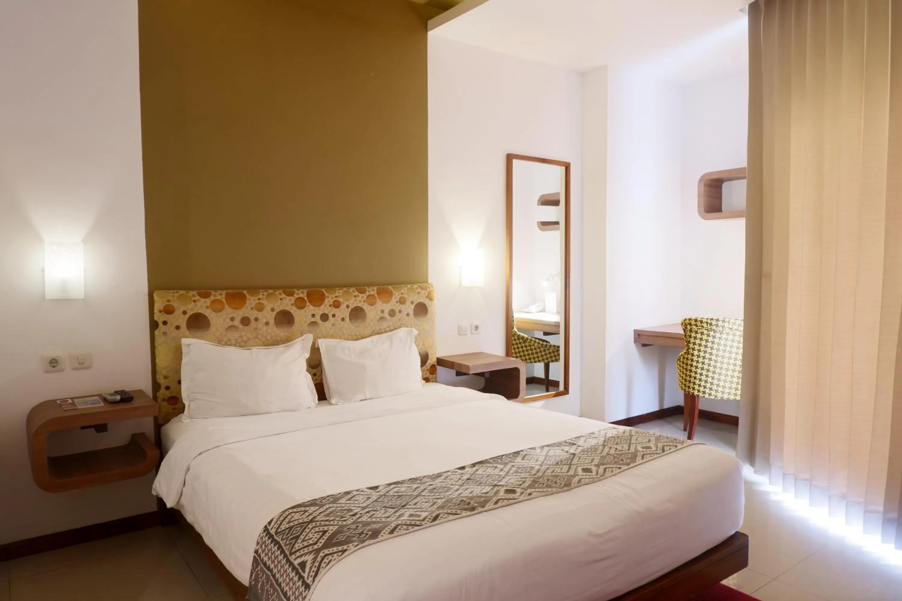 Bed in Ocean View Residence