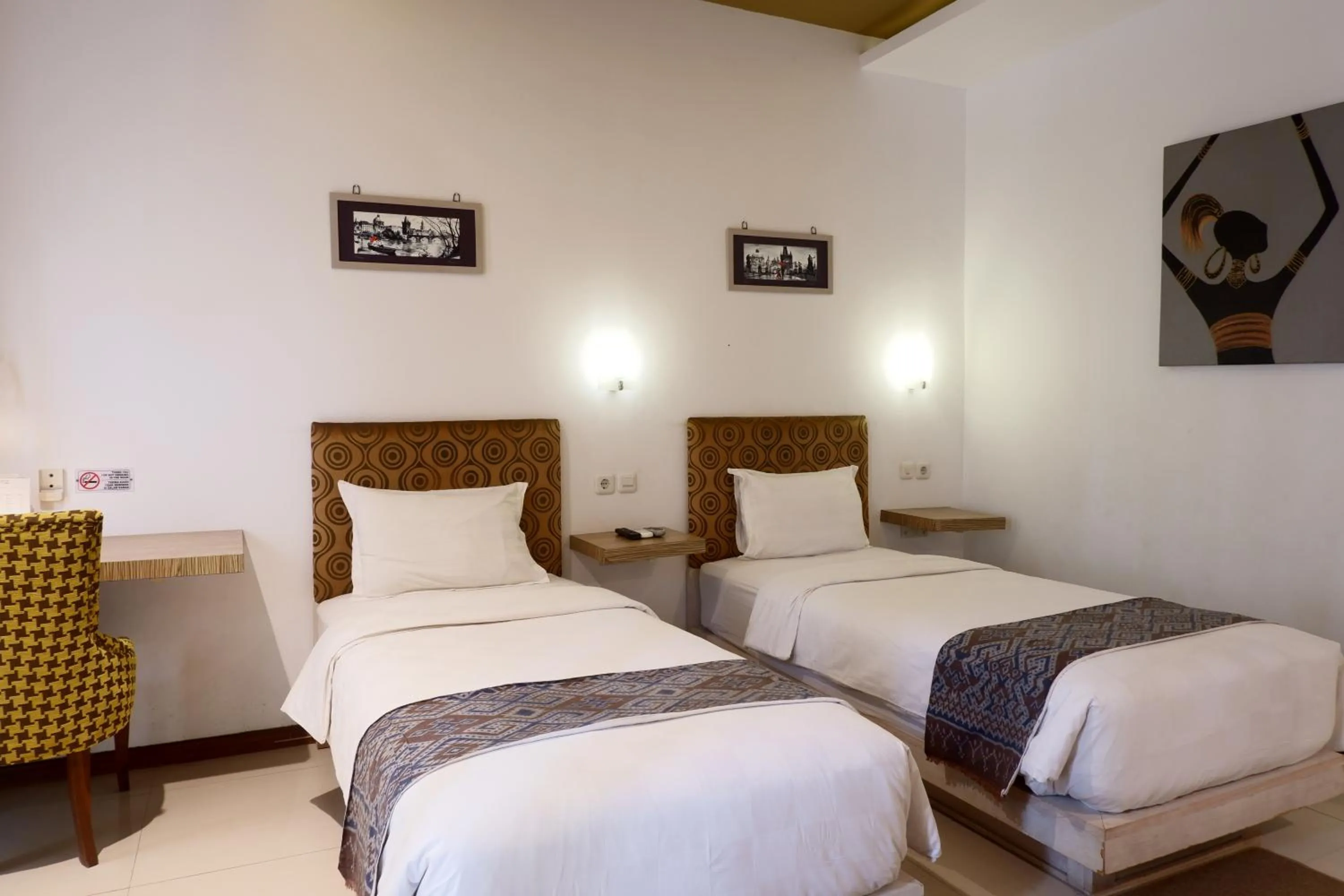 Bed in Ocean View Residence